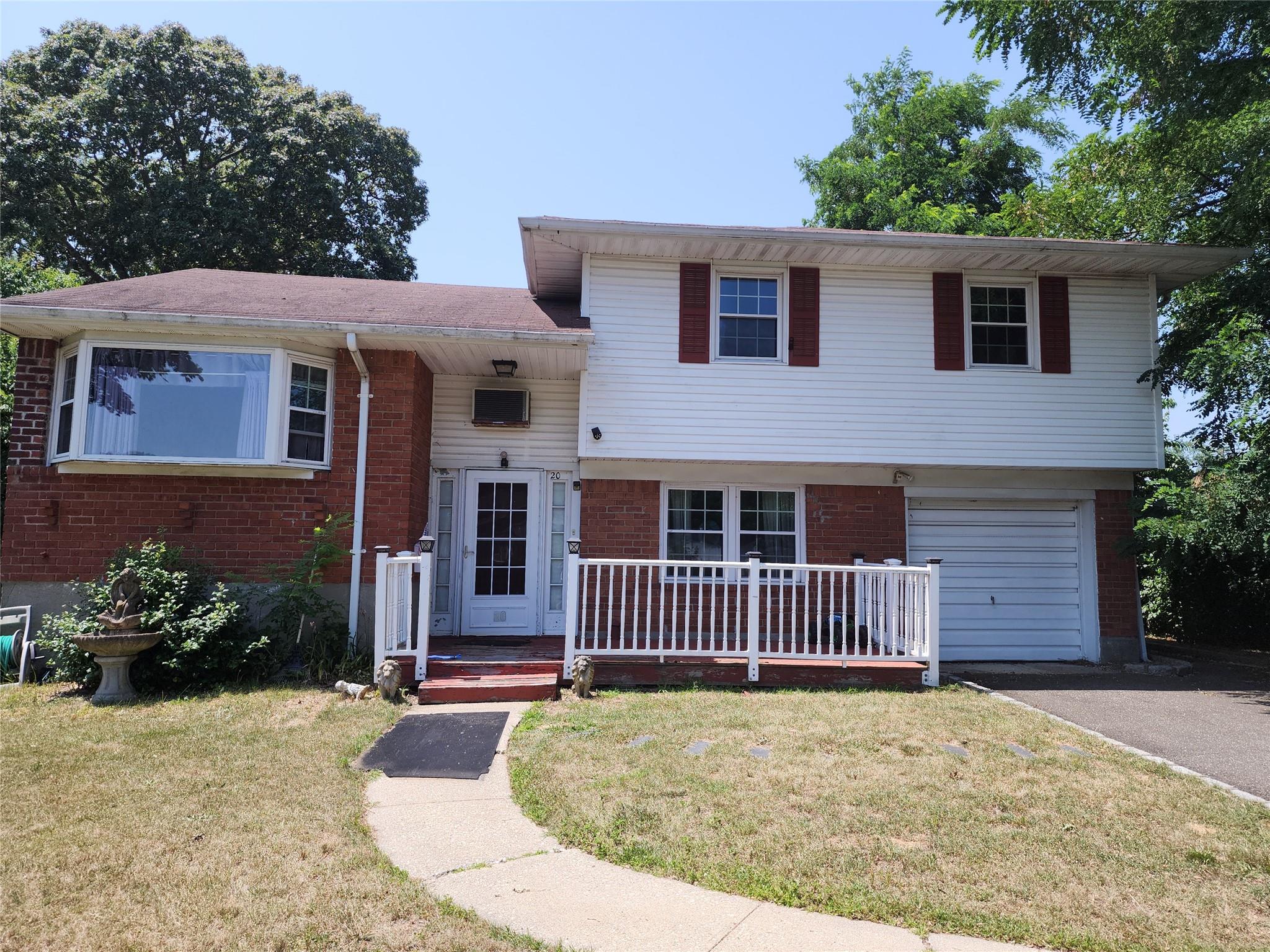 20 Marilynn Street, East Islip, NY 11730