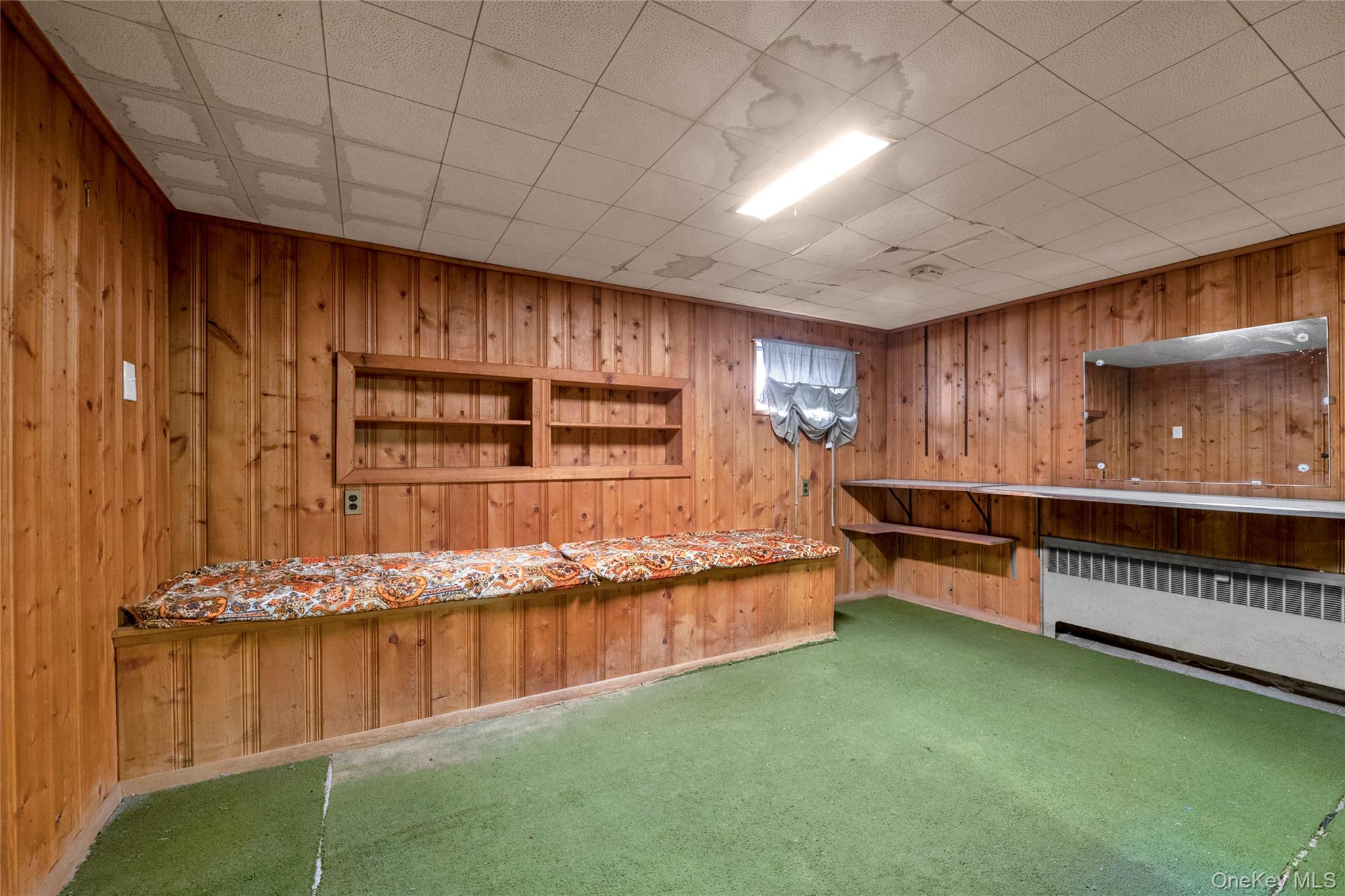 34 Heath Place, Hempstead, NY 11550