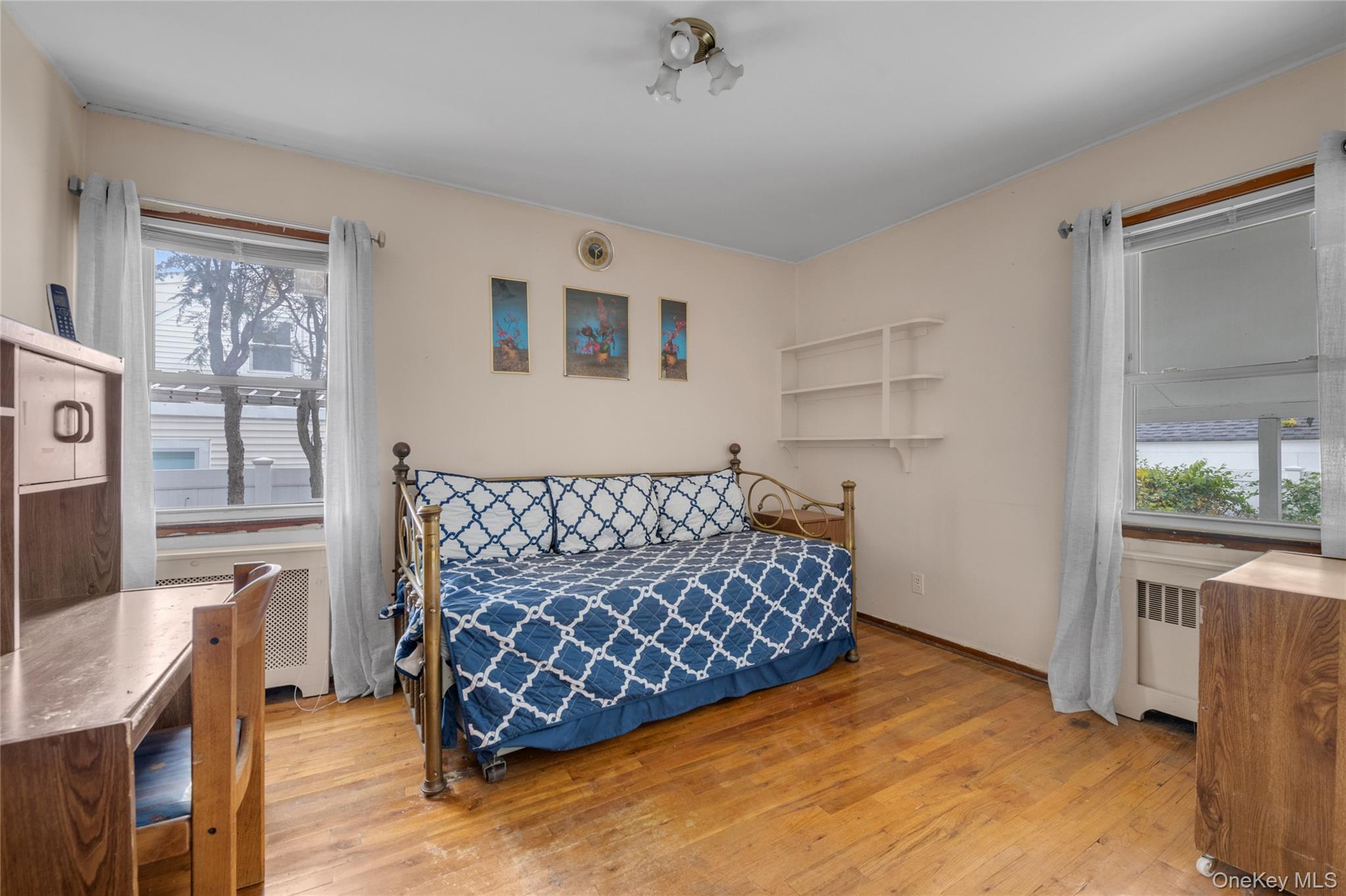 34 Heath Place, Hempstead, NY 11550