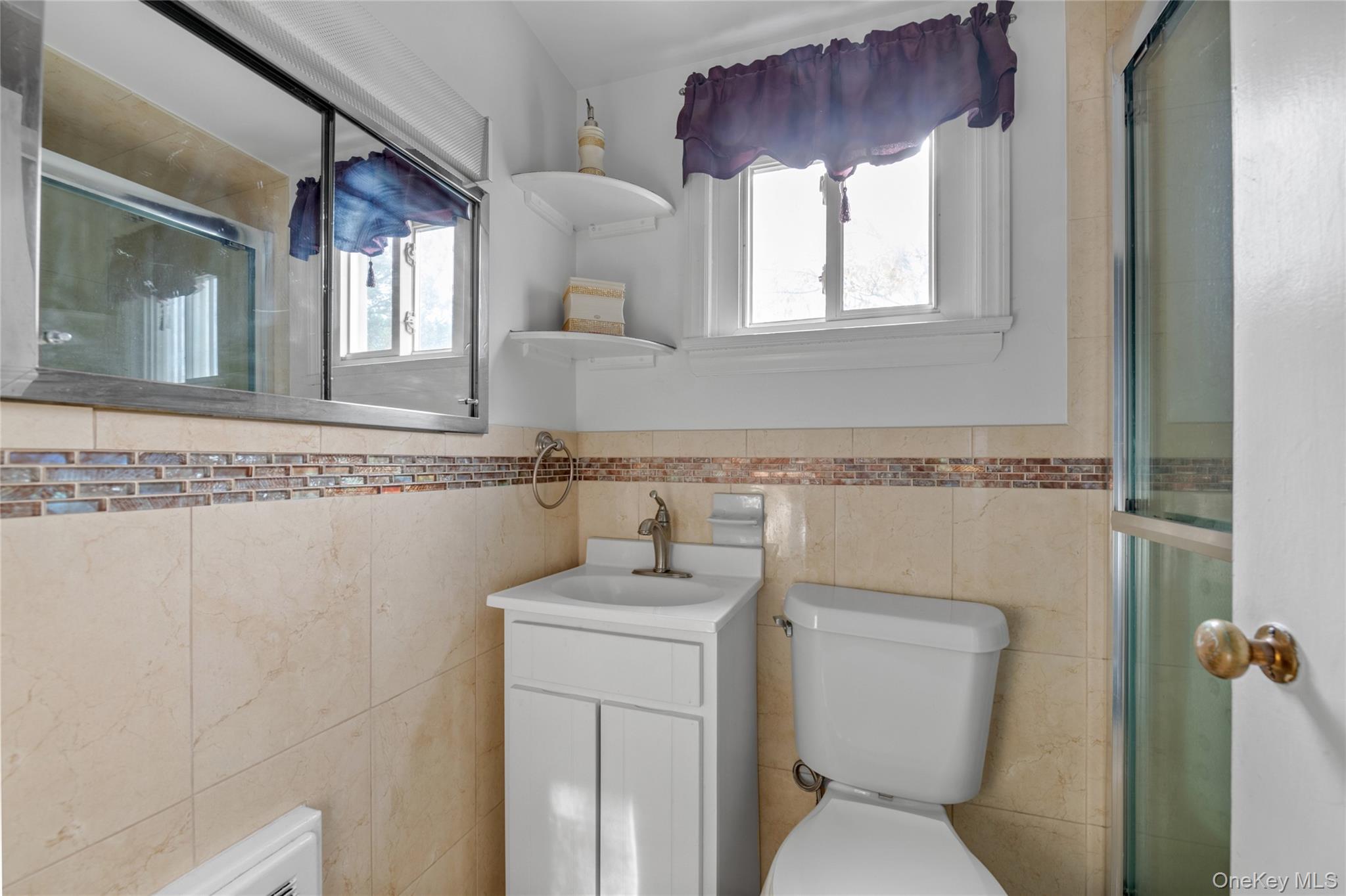 34 Heath Place, Hempstead, NY 11550