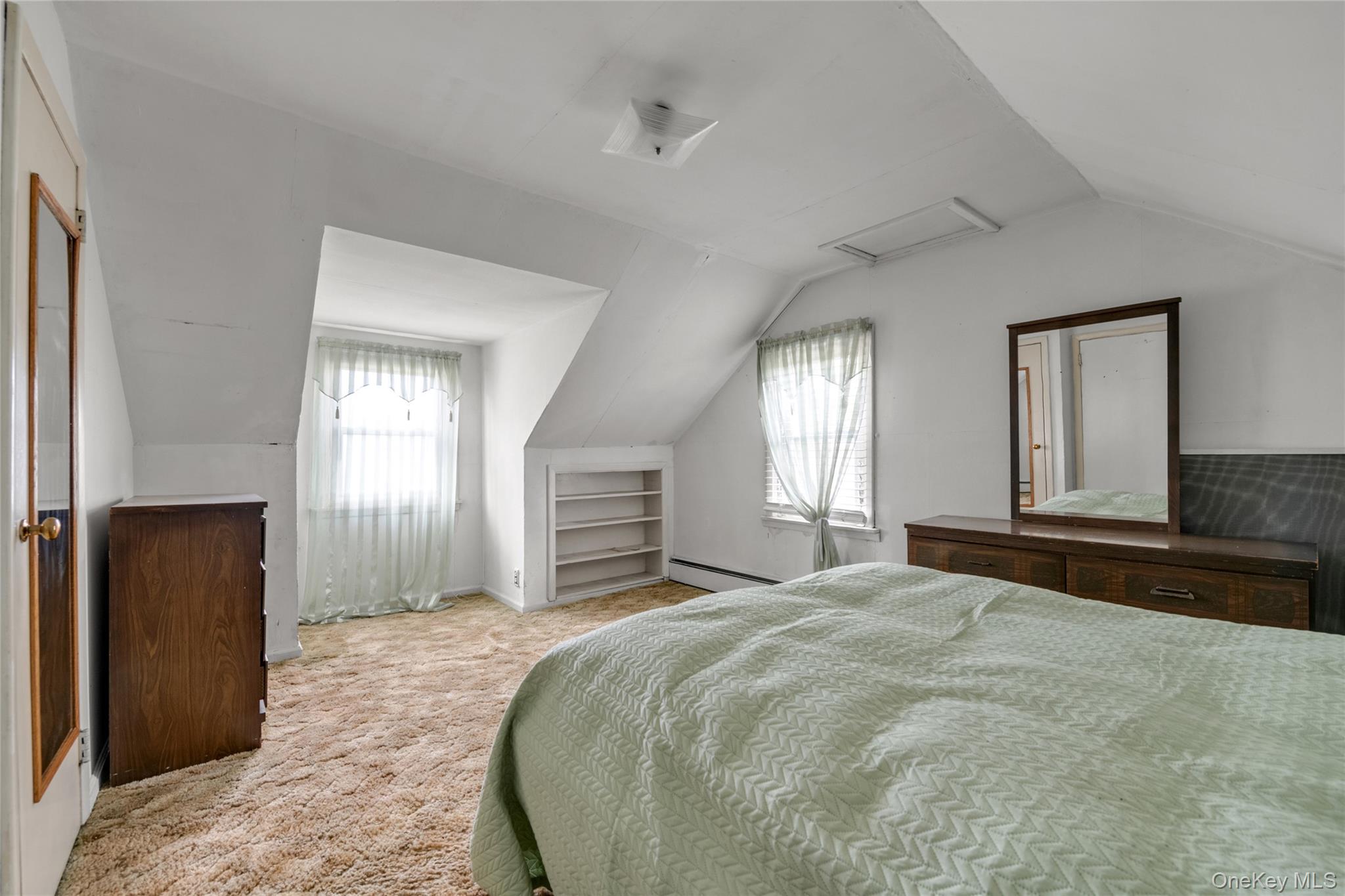 34 Heath Place, Hempstead, NY 11550