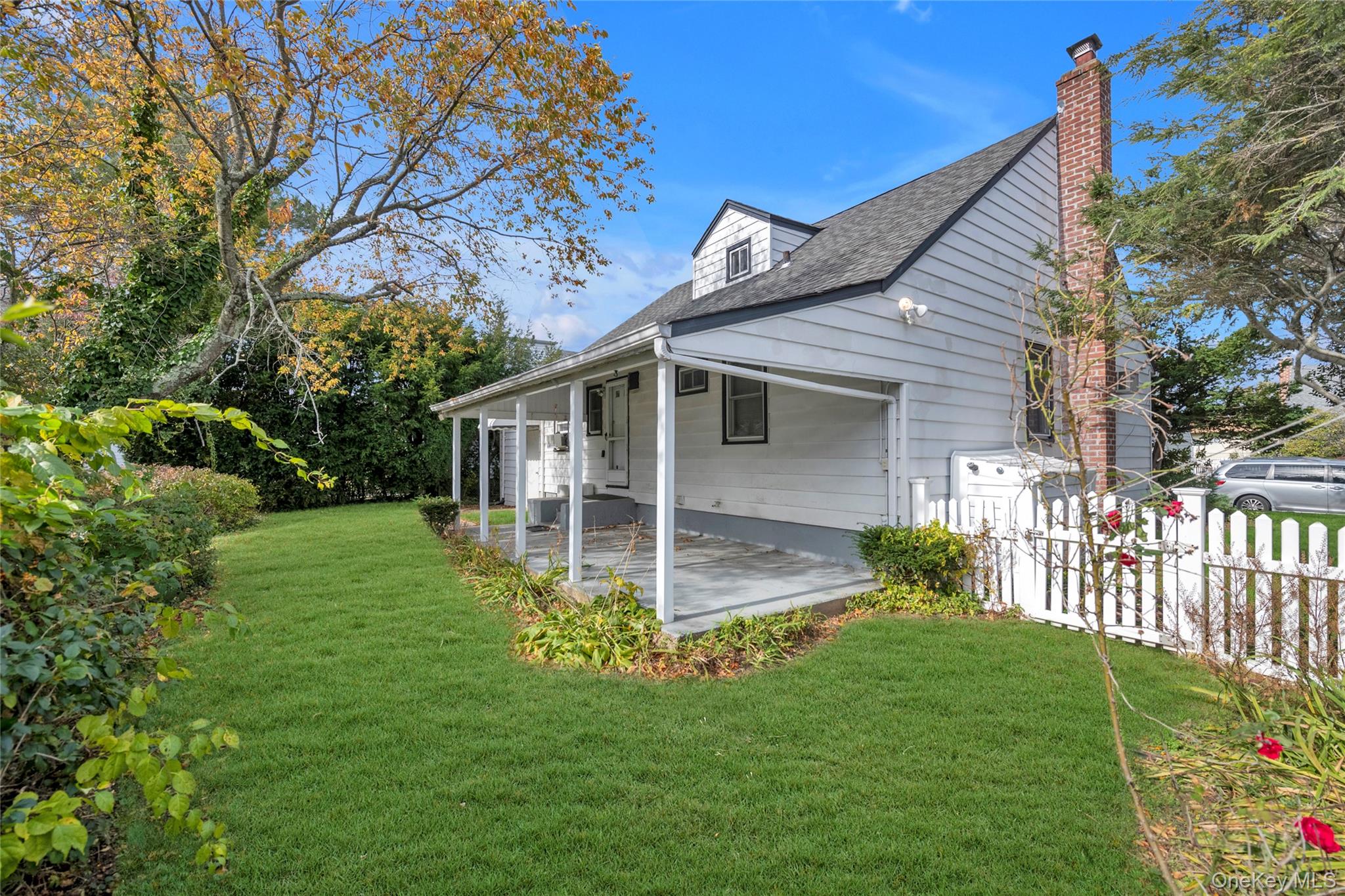 34 Heath Place, Hempstead, NY 11550