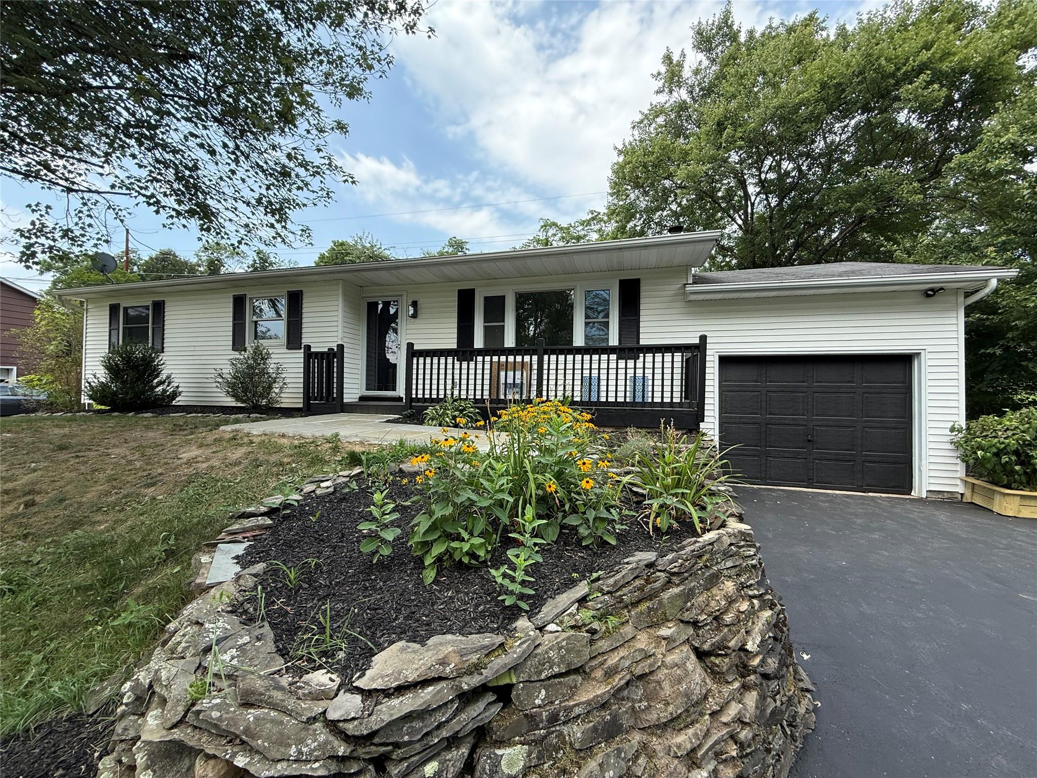 10 Split Tree Drive, Wappingers Falls, NY 12590