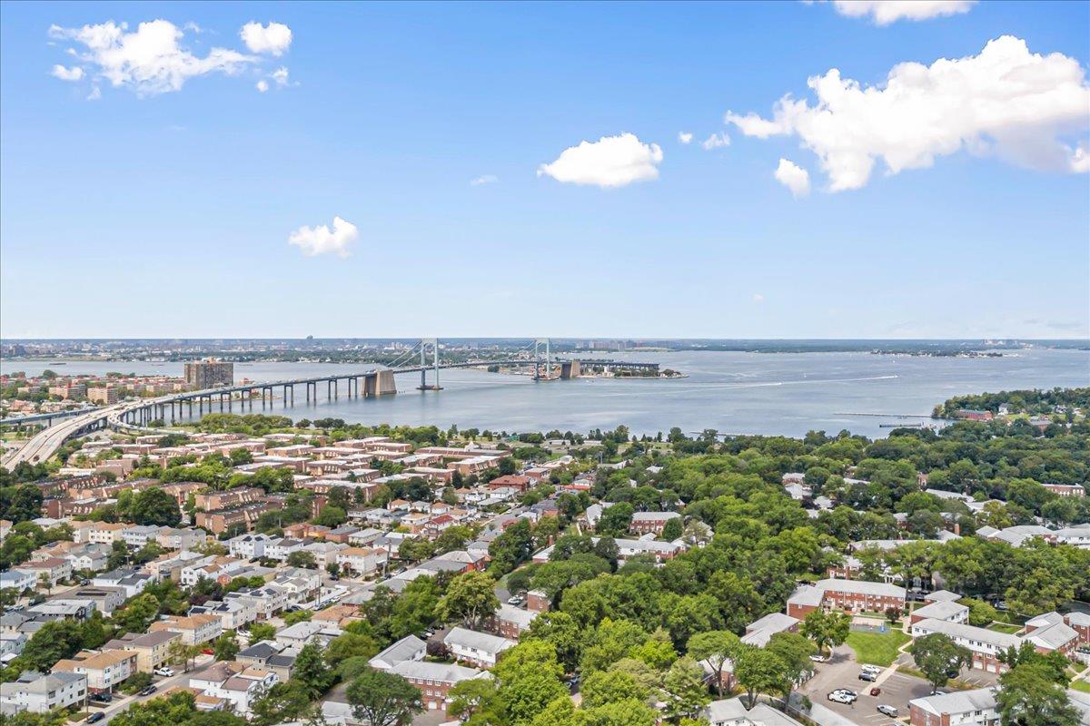 211-10 18th Avenue # 2J, Bayside, NY 11360