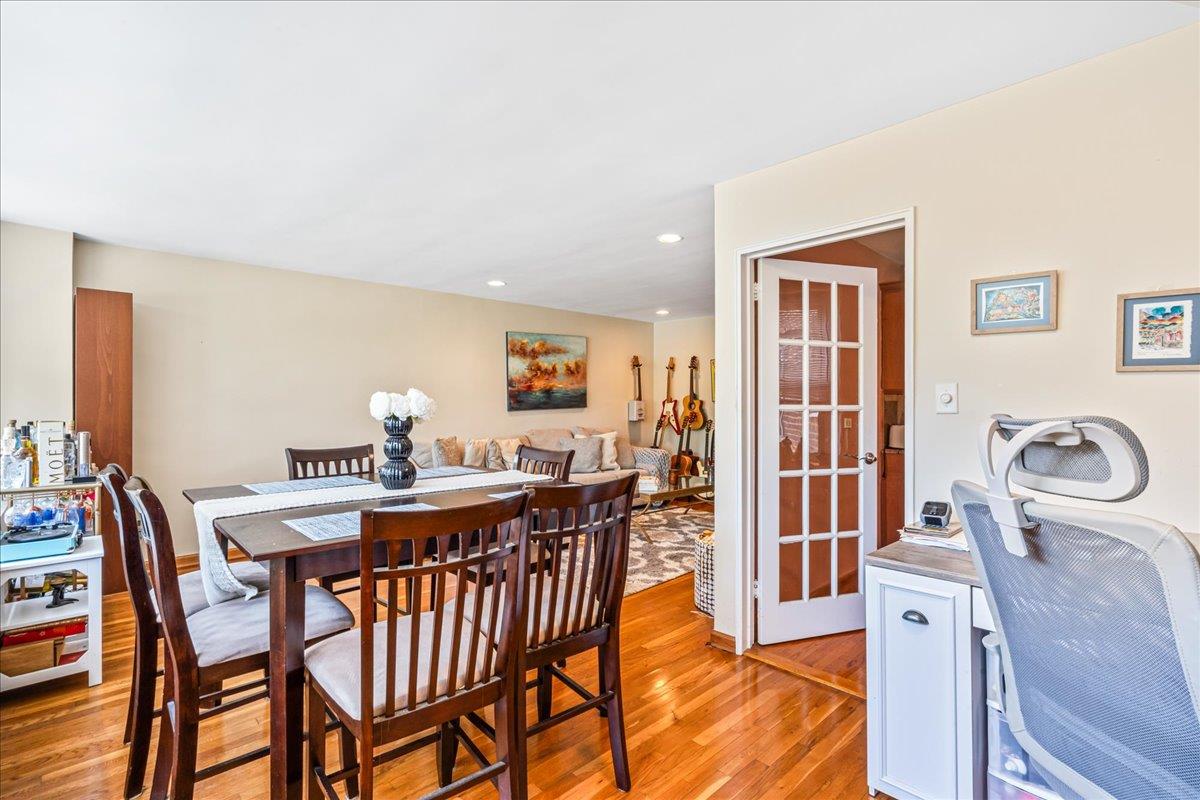 211-10 18th Avenue # 2J, Bayside, NY 11360