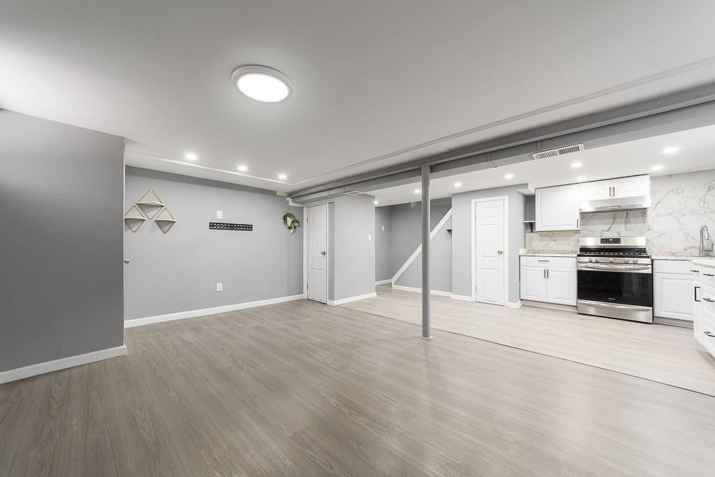 11221 148th Street, Jamaica, NY 11435