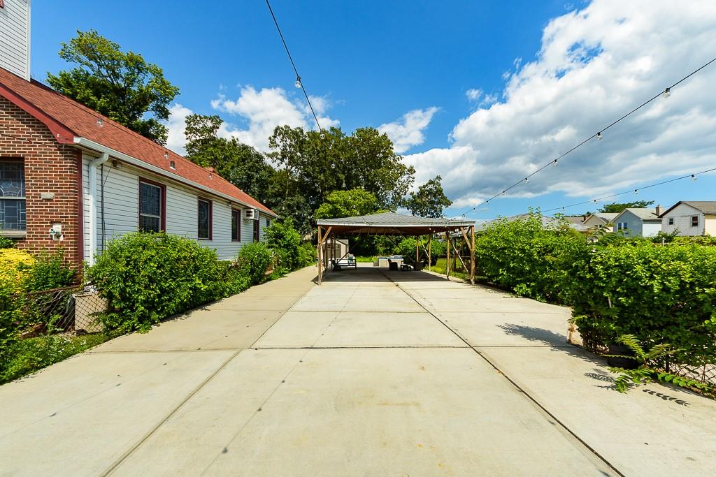 11221 148th Street, Jamaica, NY 11435