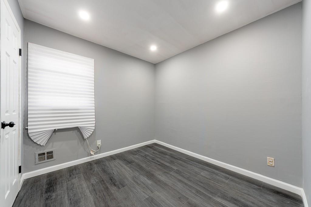 11221 148th Street, Jamaica, NY 11435