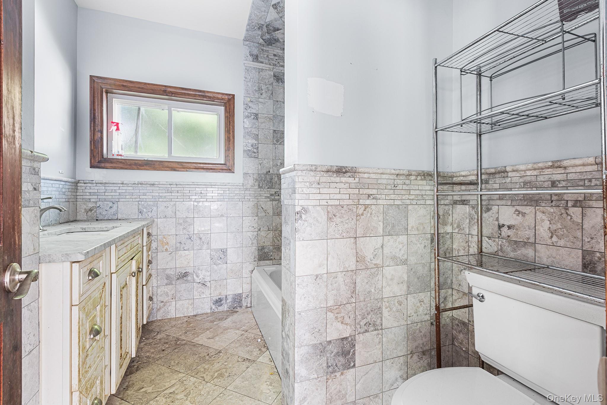 685 South Street, Newburgh, NY 12550