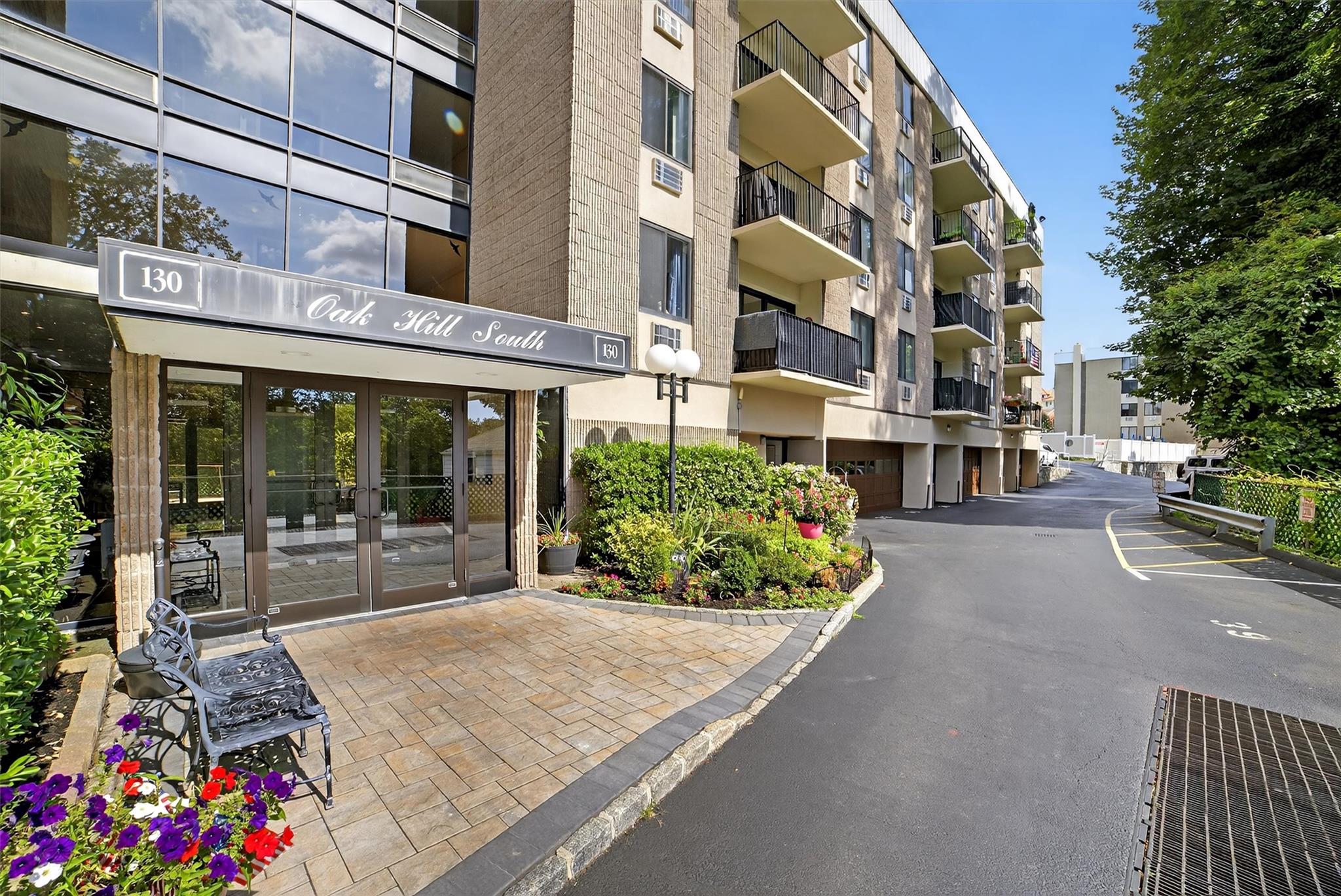 130 Colonial Parkway # 3K, Yonkers, NY 10710