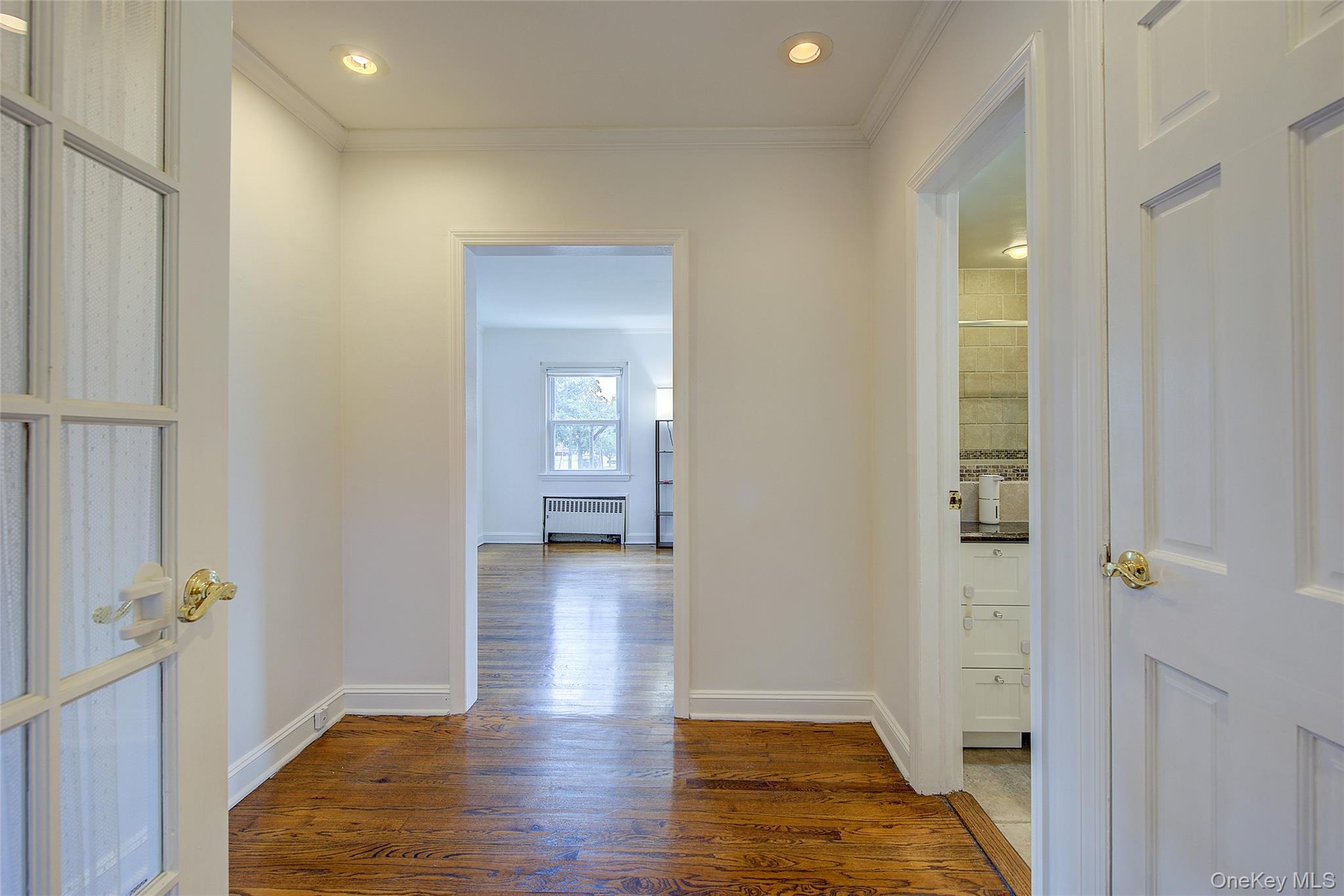 515 S 10th Street, New Hyde Park, NY 11040