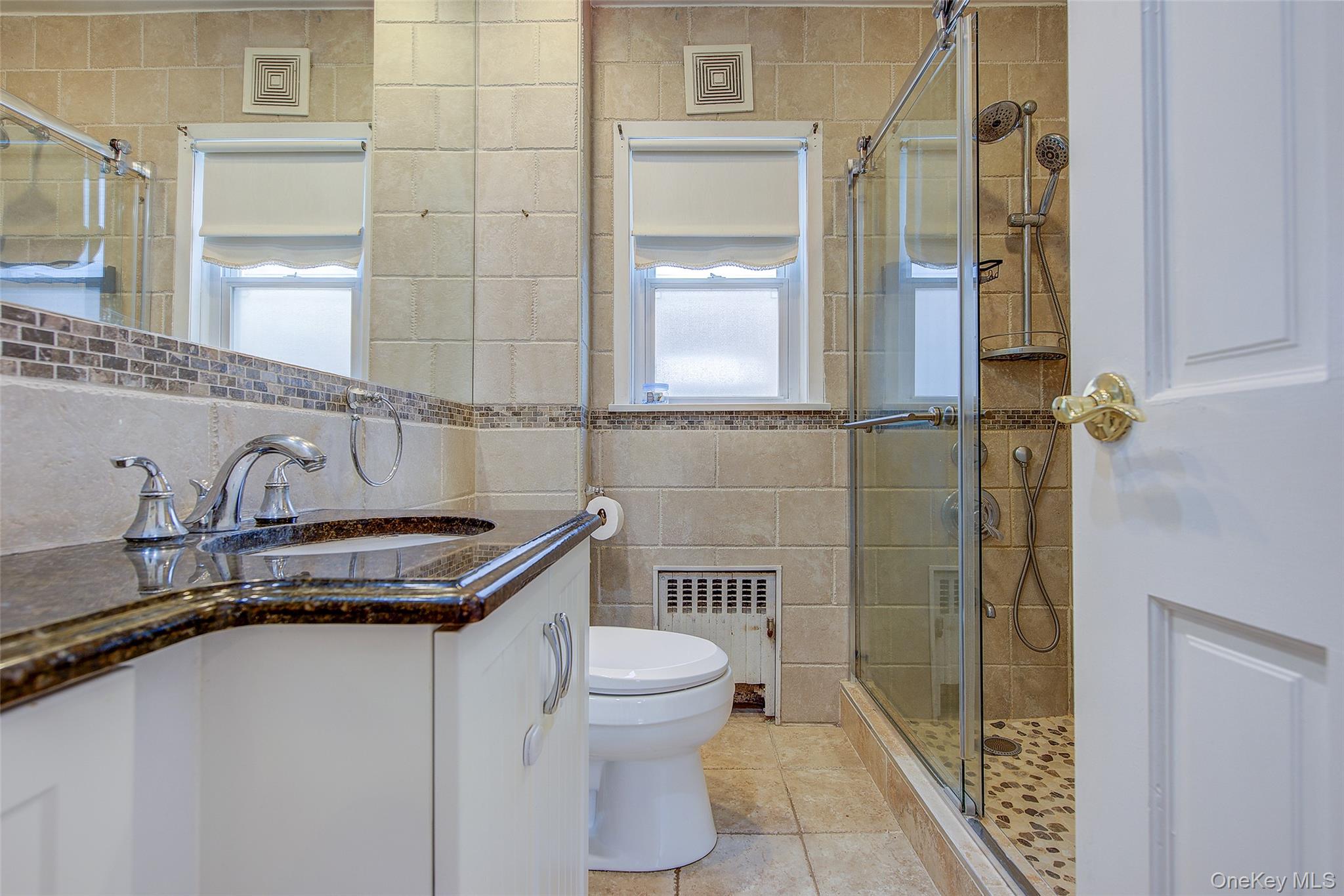 515 S 10th Street, New Hyde Park, NY 11040