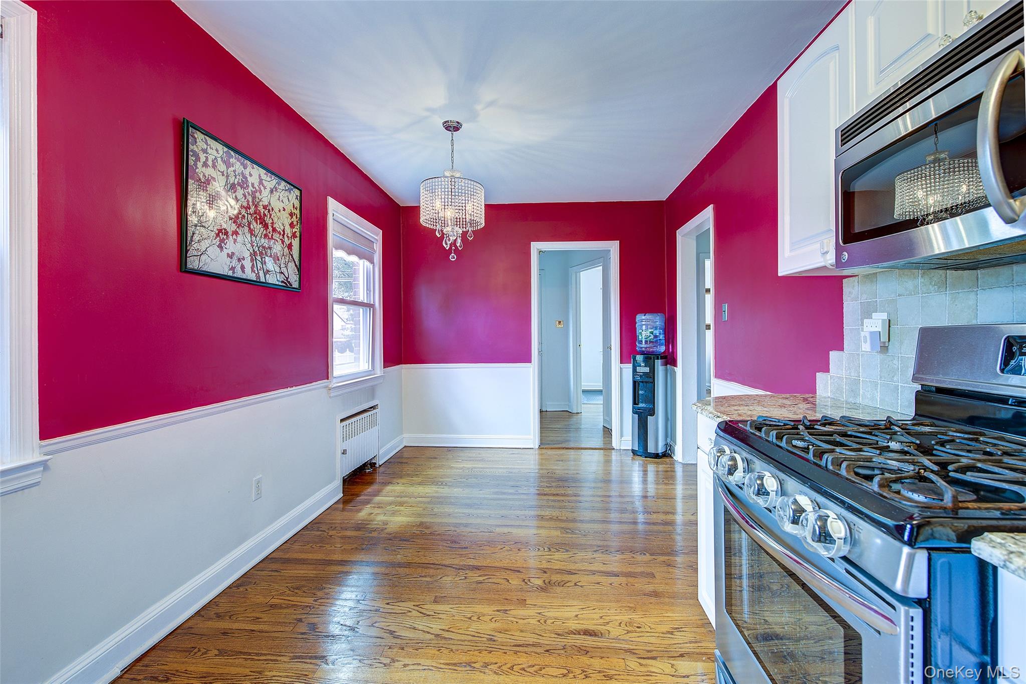 515 S 10th Street, New Hyde Park, NY 11040