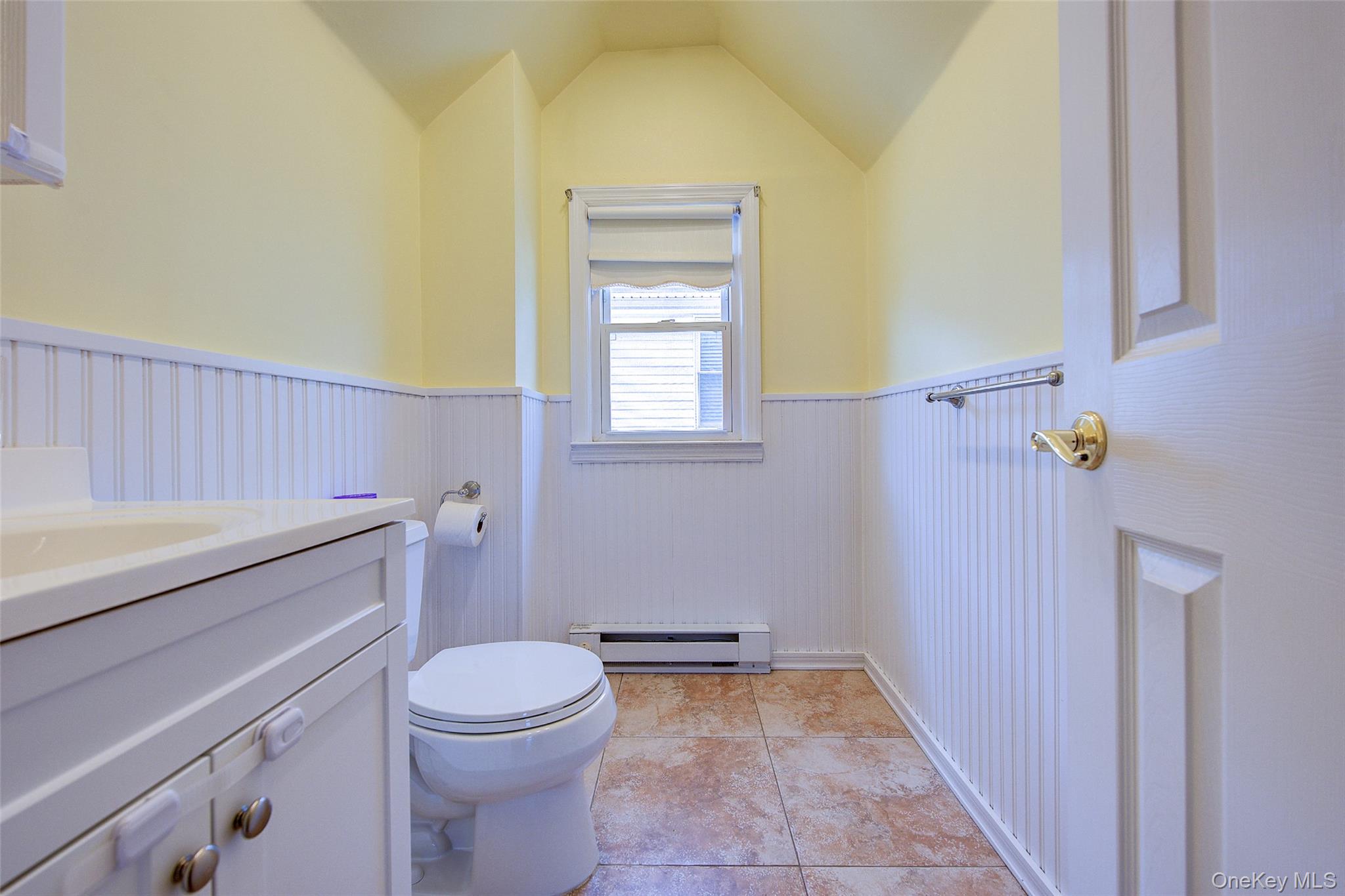 515 S 10th Street, New Hyde Park, NY 11040