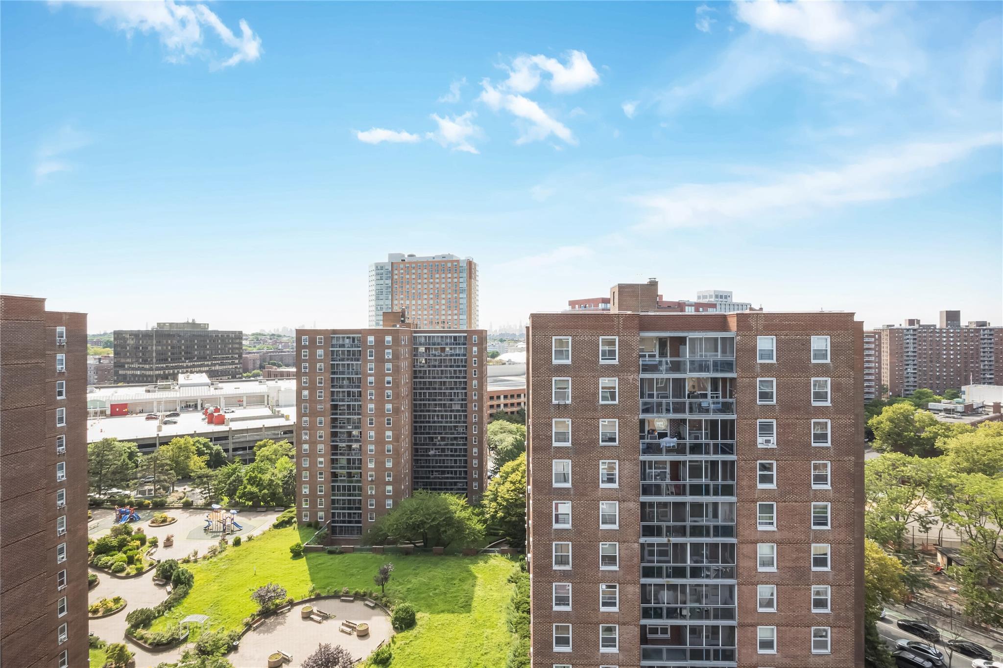 98-05 63rd Road # 15D, Rego Park, NY 11374