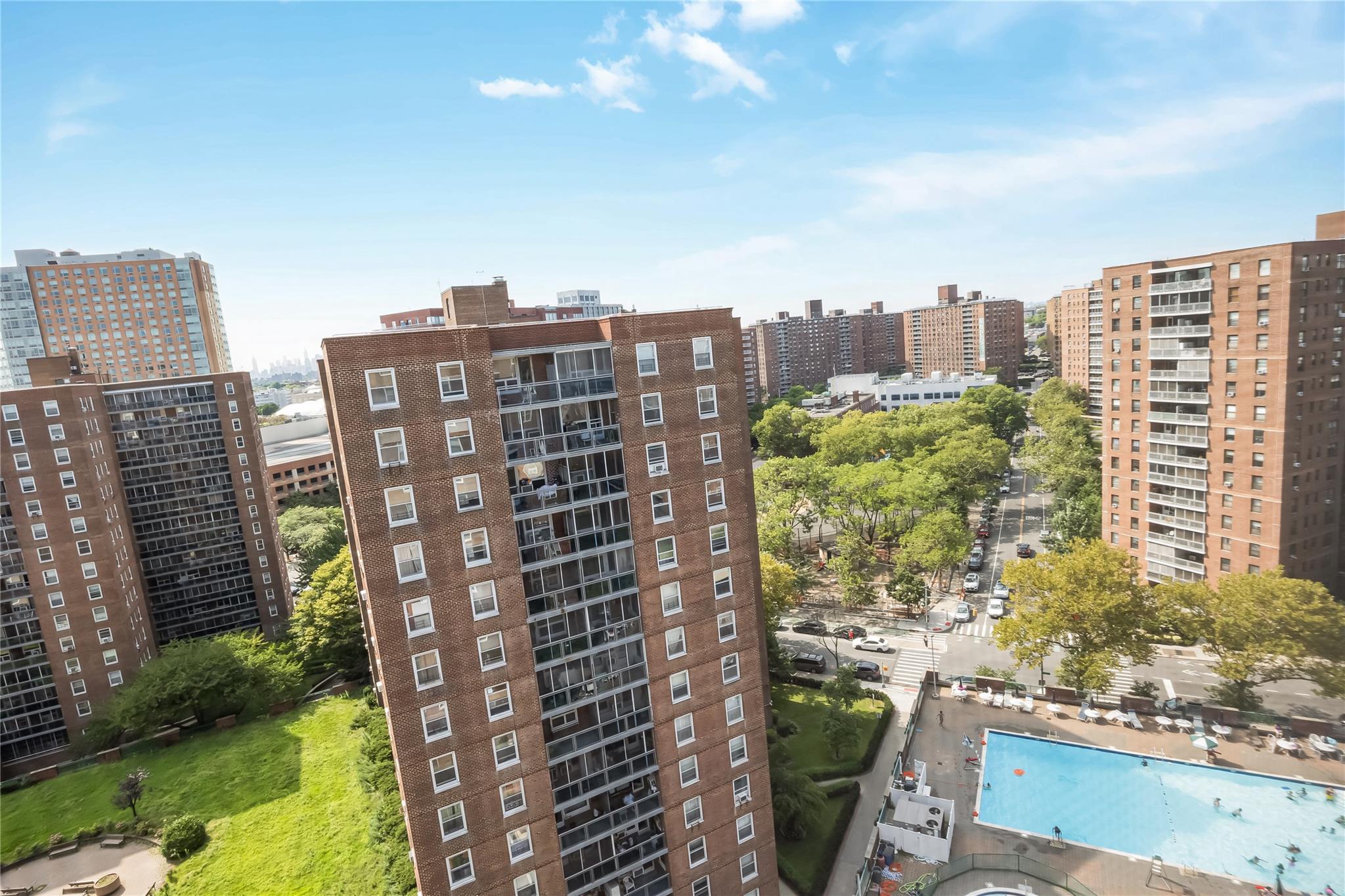 98-05 63rd Road # 15D, Rego Park, NY 11374