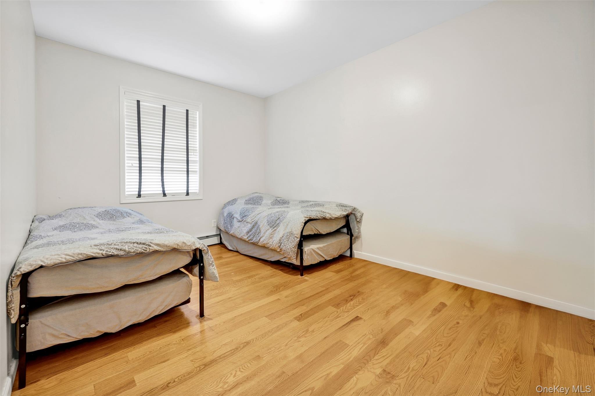 5 Rose Garden Way # 302, Monsey, NY 10952