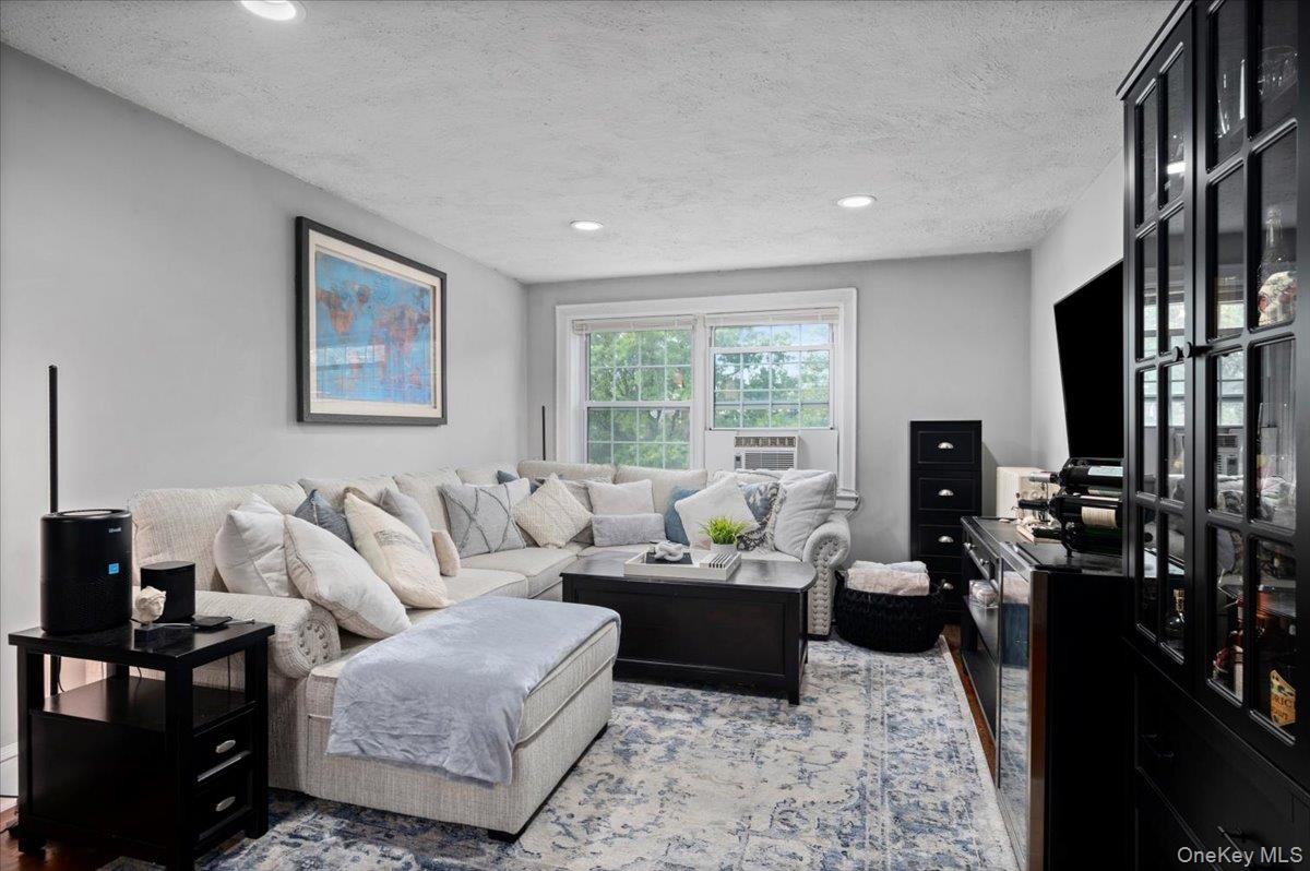 512 Mamaroneck Avenue # E, White Plains, NY 10605