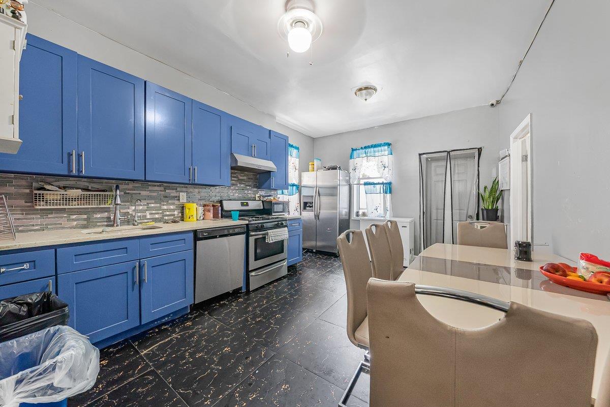 10631 156th Street, Jamaica, NY 11433