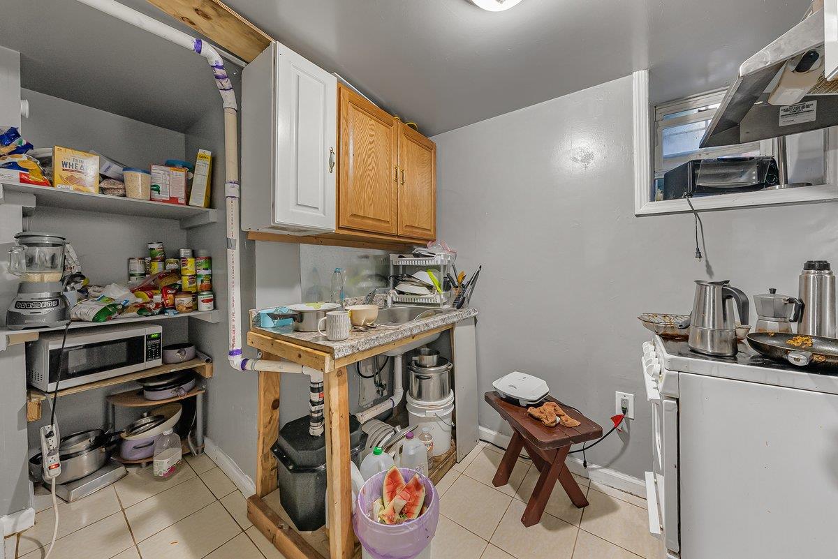 10631 156th Street, Jamaica, NY 11433