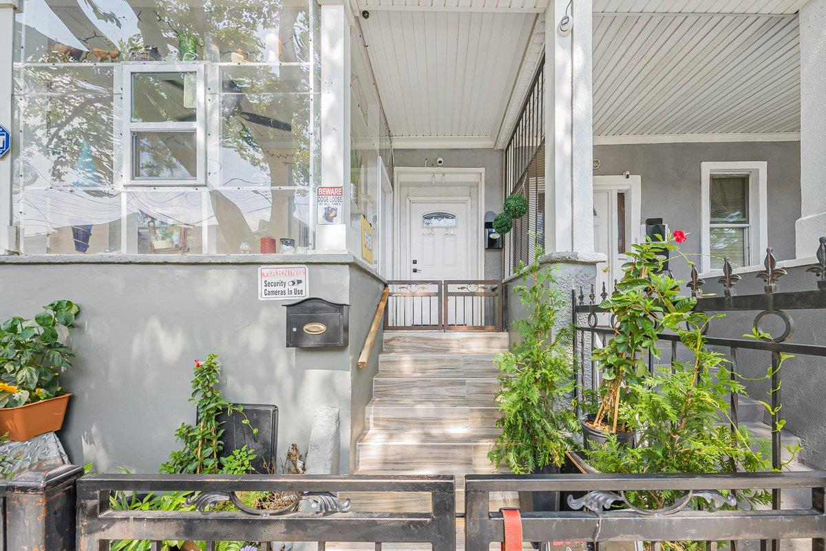 10631 156th Street, Jamaica, NY 11433