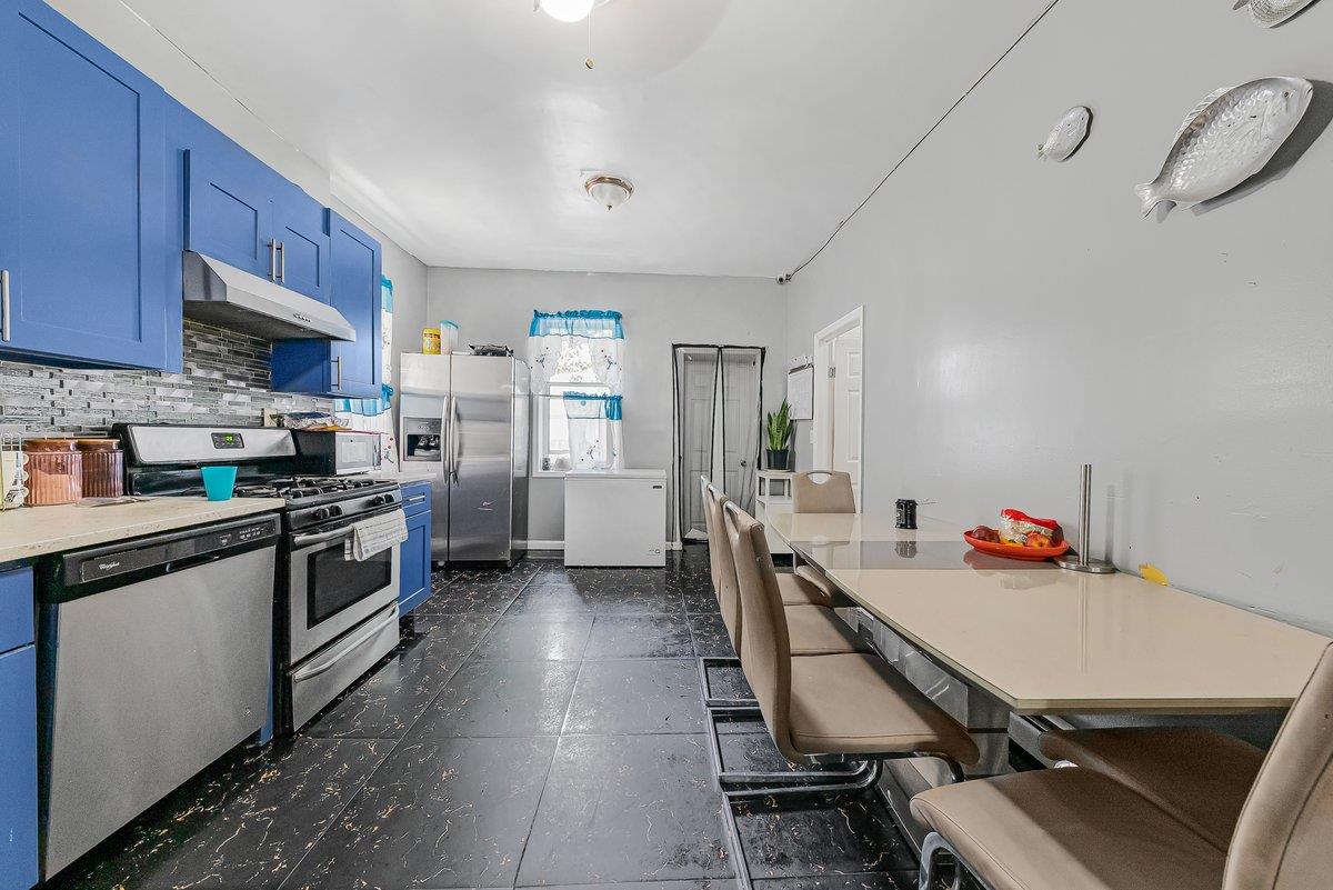 10631 156th Street, Jamaica, NY 11433