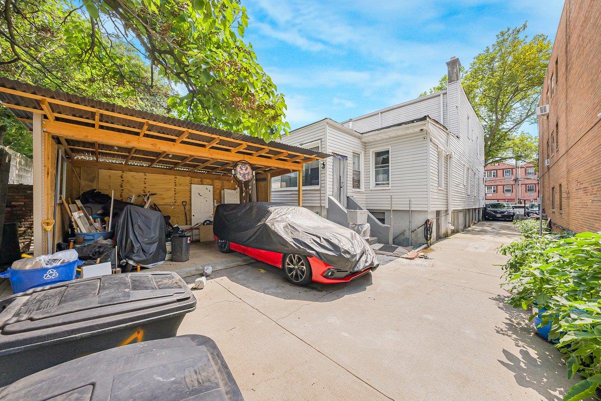 10631 156th Street, Jamaica, NY 11433