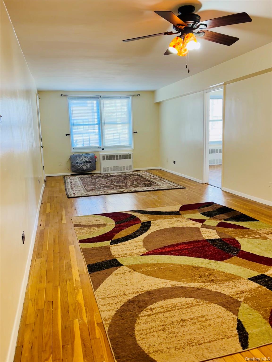 241-20 Northern Blvd # 2C, Douglaston, NY 11362