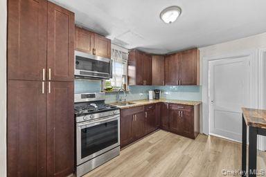 930 Morris Park Avenue, Bronx, NY 10462