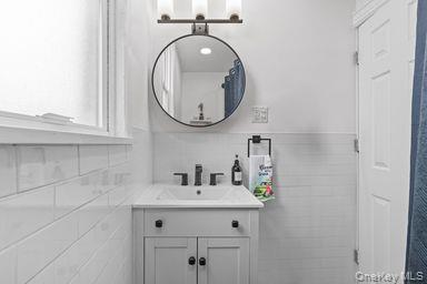 930 Morris Park Avenue, Bronx, NY 10462