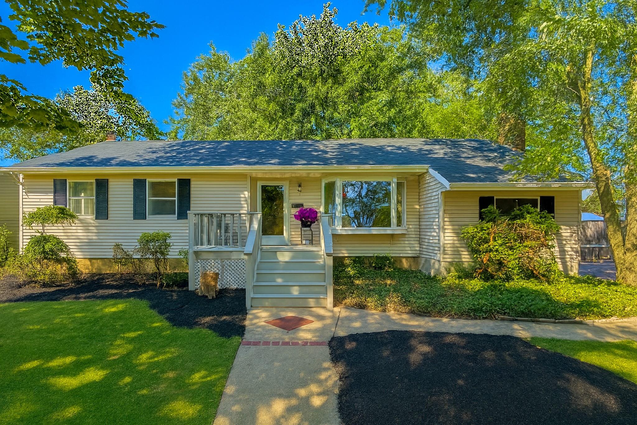2 Unity Drive, Centereach, NY 11720