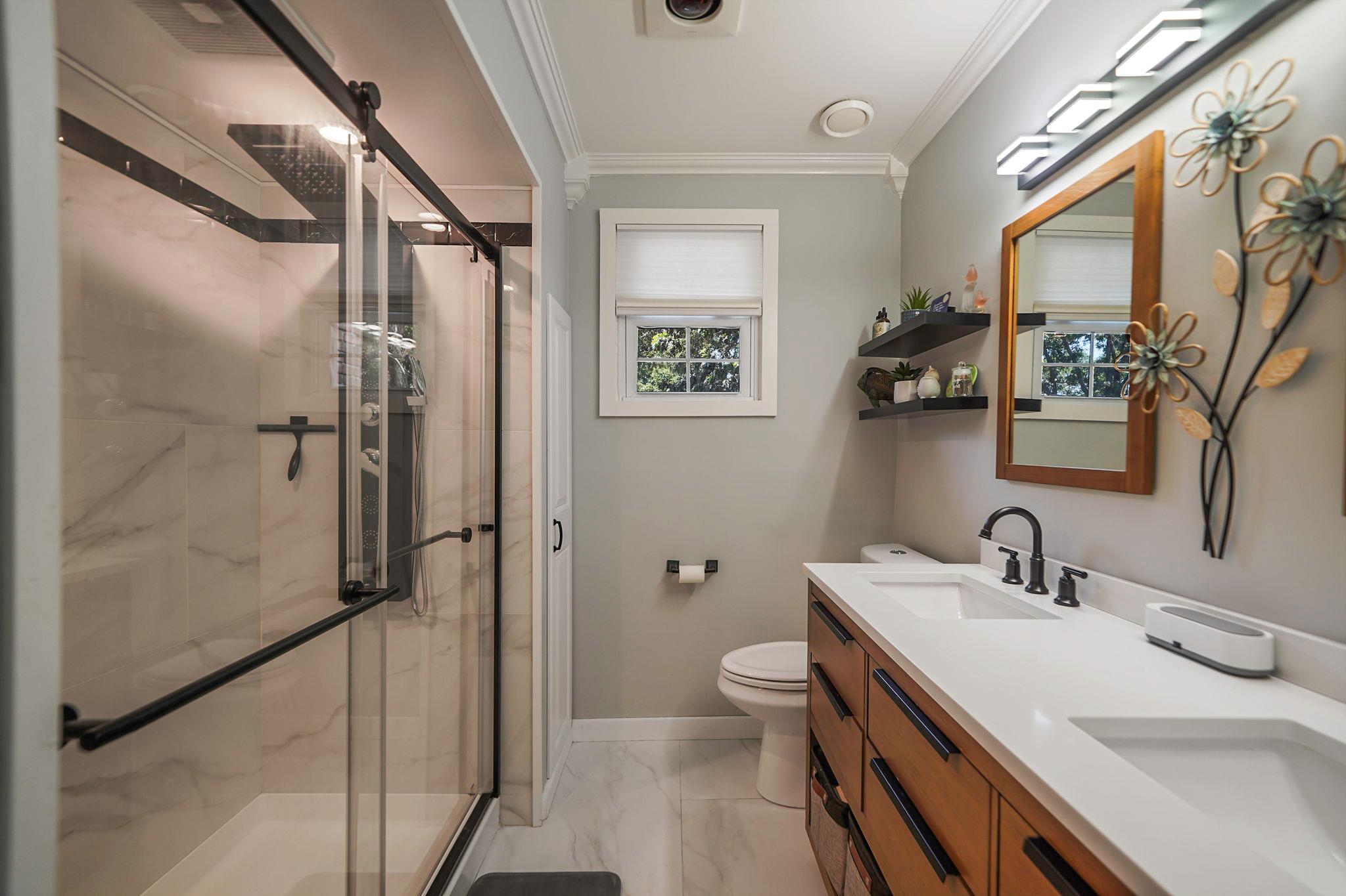 130 Parkside Avenue, Miller Place, NY 11764