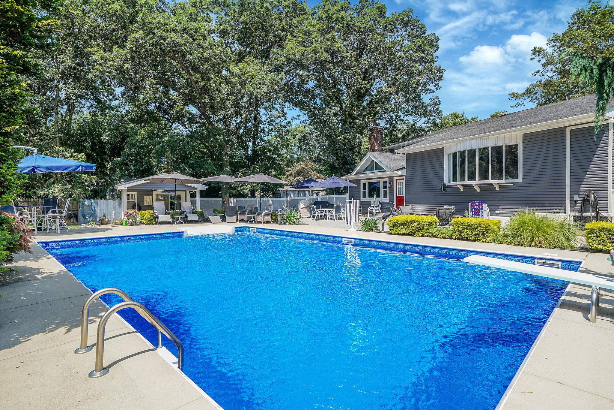 130 Parkside Avenue, Miller Place, NY 11764