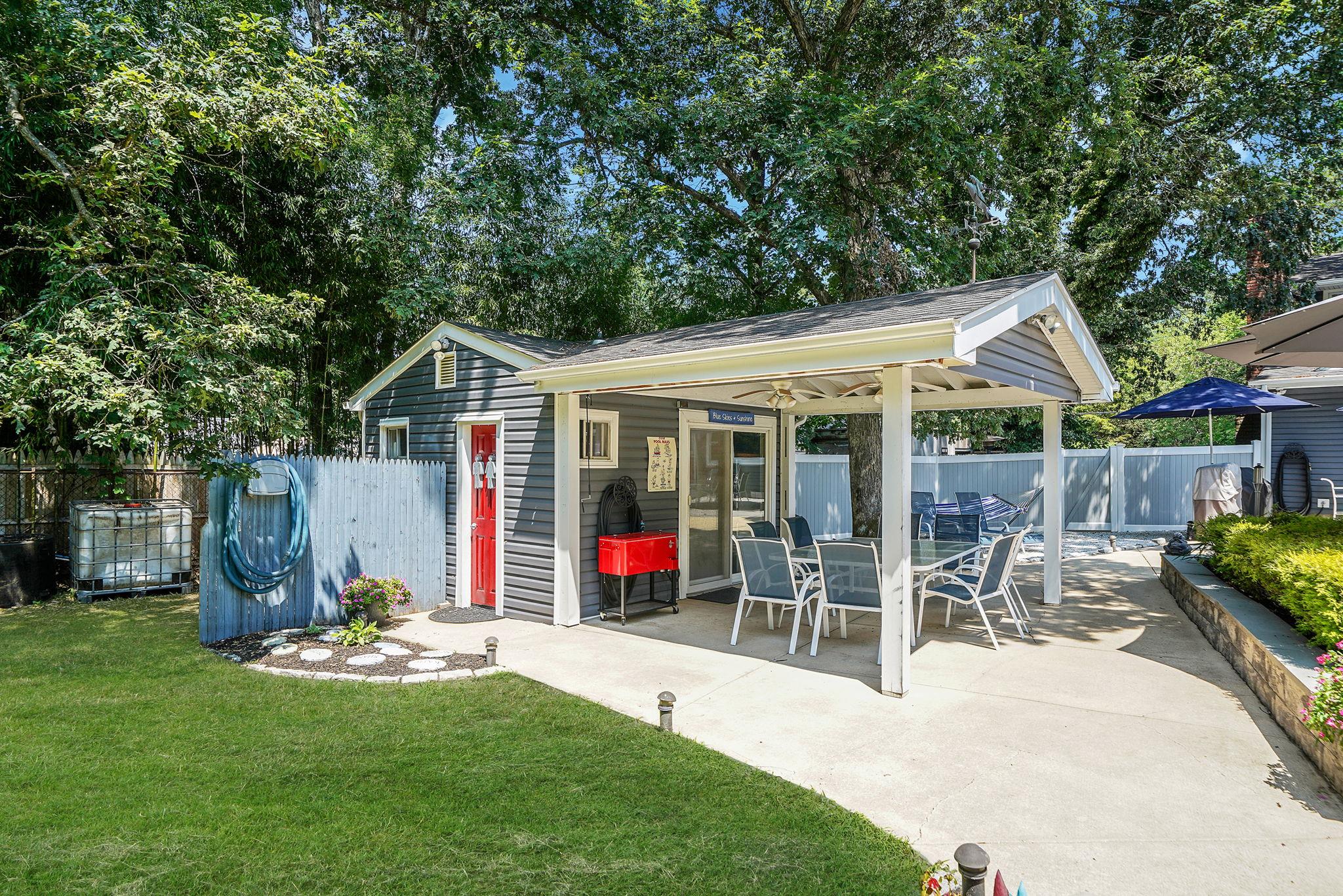 130 Parkside Avenue, Miller Place, NY 11764