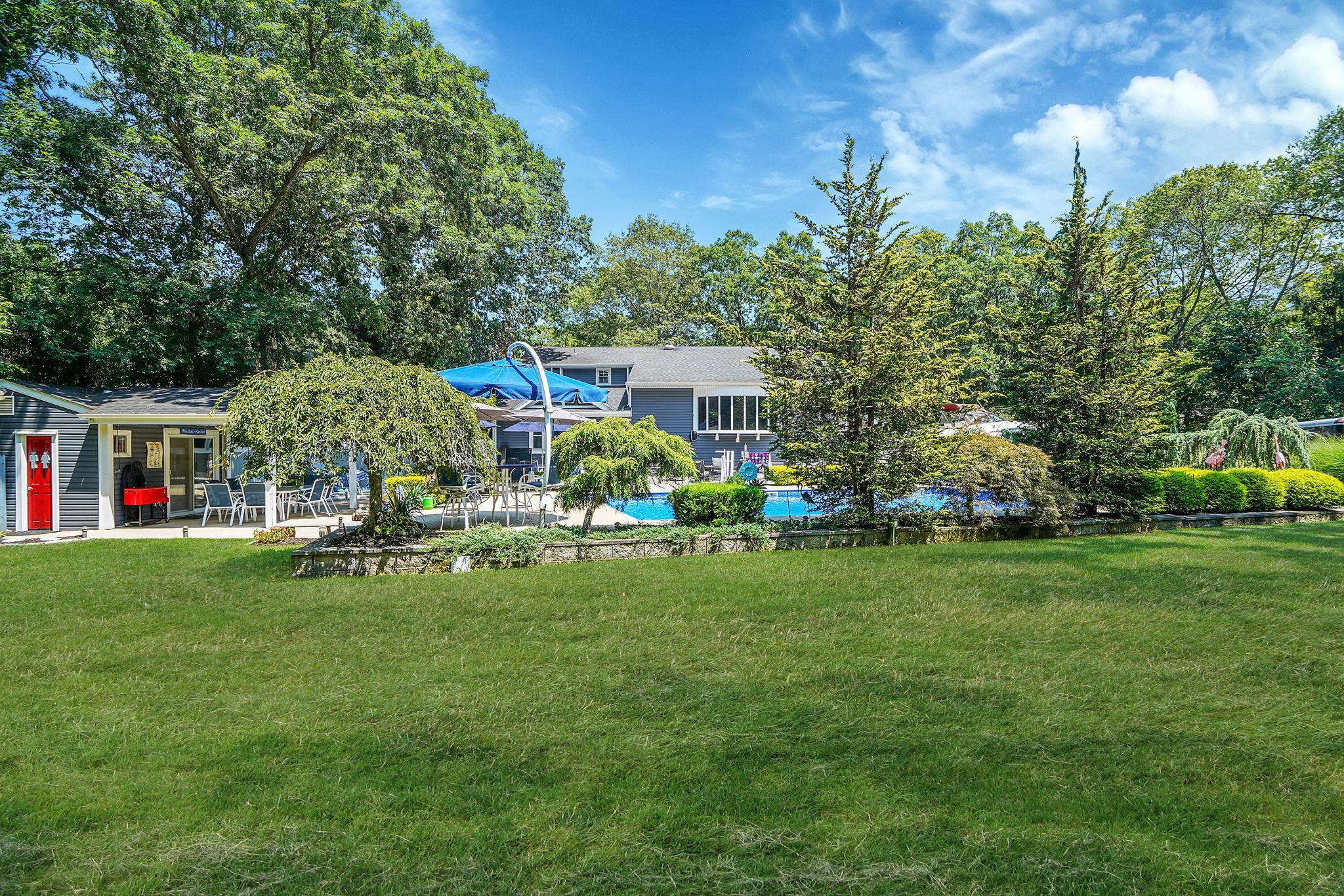 130 Parkside Avenue, Miller Place, NY 11764