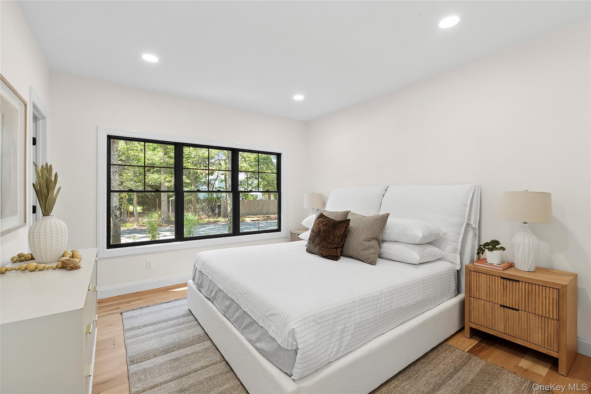 33 Delavan Street, East Hampton, NY 11937