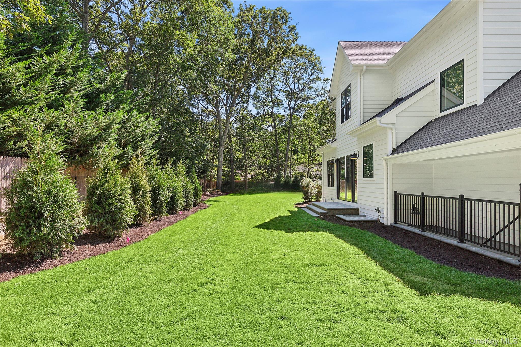 33 Delavan Street, East Hampton, NY 11937