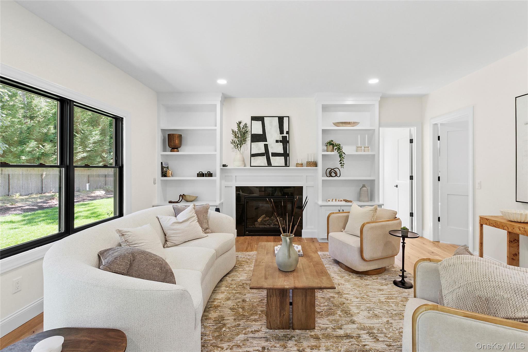 33 Delavan Street, East Hampton, NY 11937