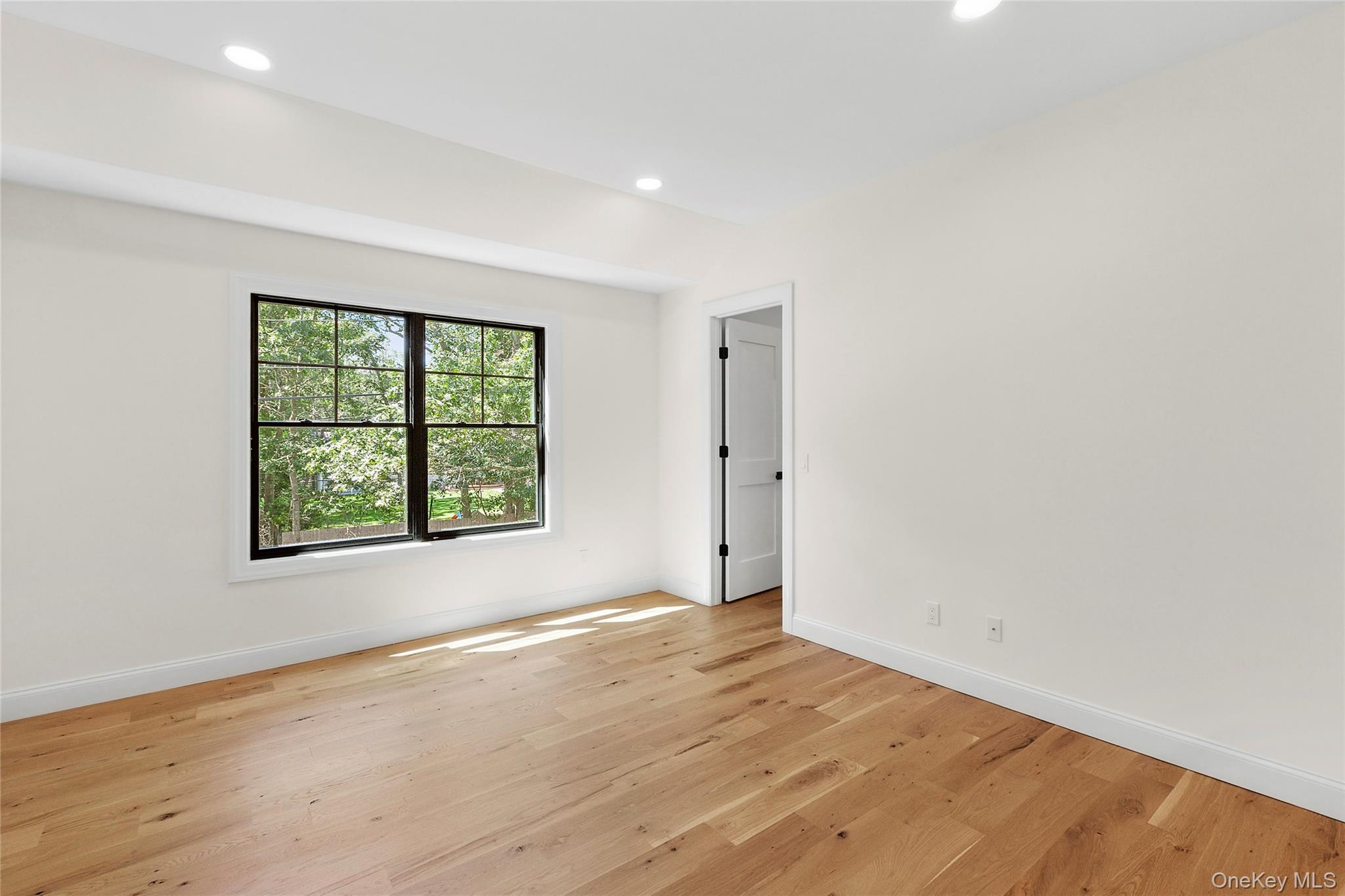 33 Delavan Street, East Hampton, NY 11937