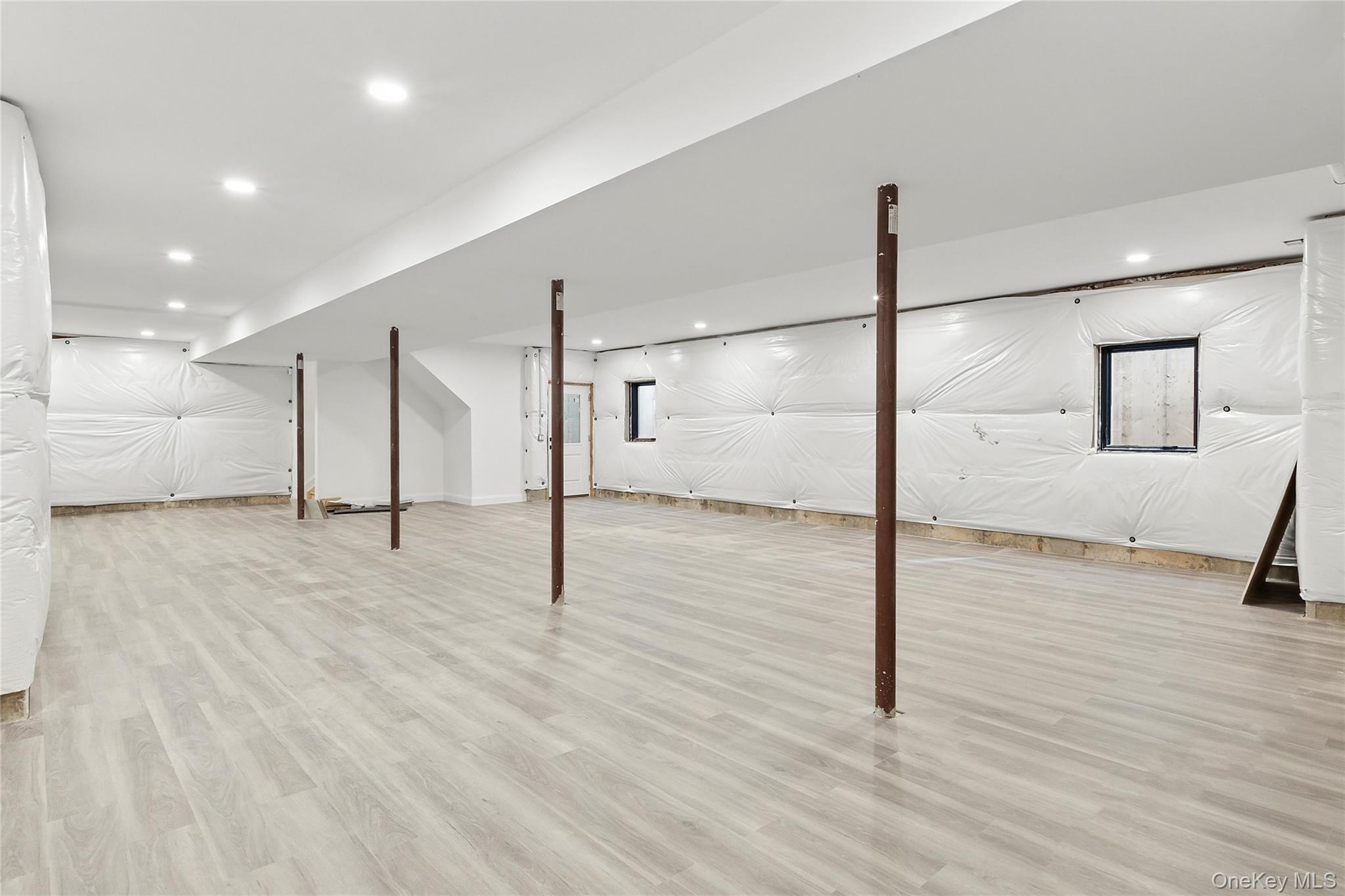 33 Delavan Street, East Hampton, NY 11937