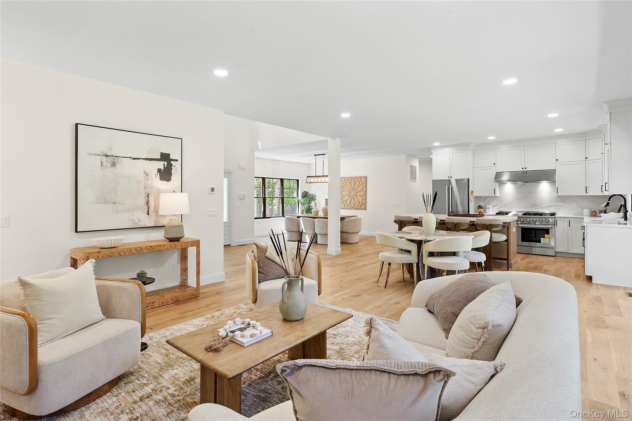 33 Delavan Street, East Hampton, NY 11937