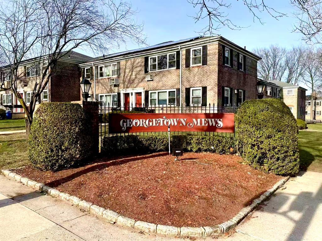 6762 150th Street # 426B, Flushing, NY 11367