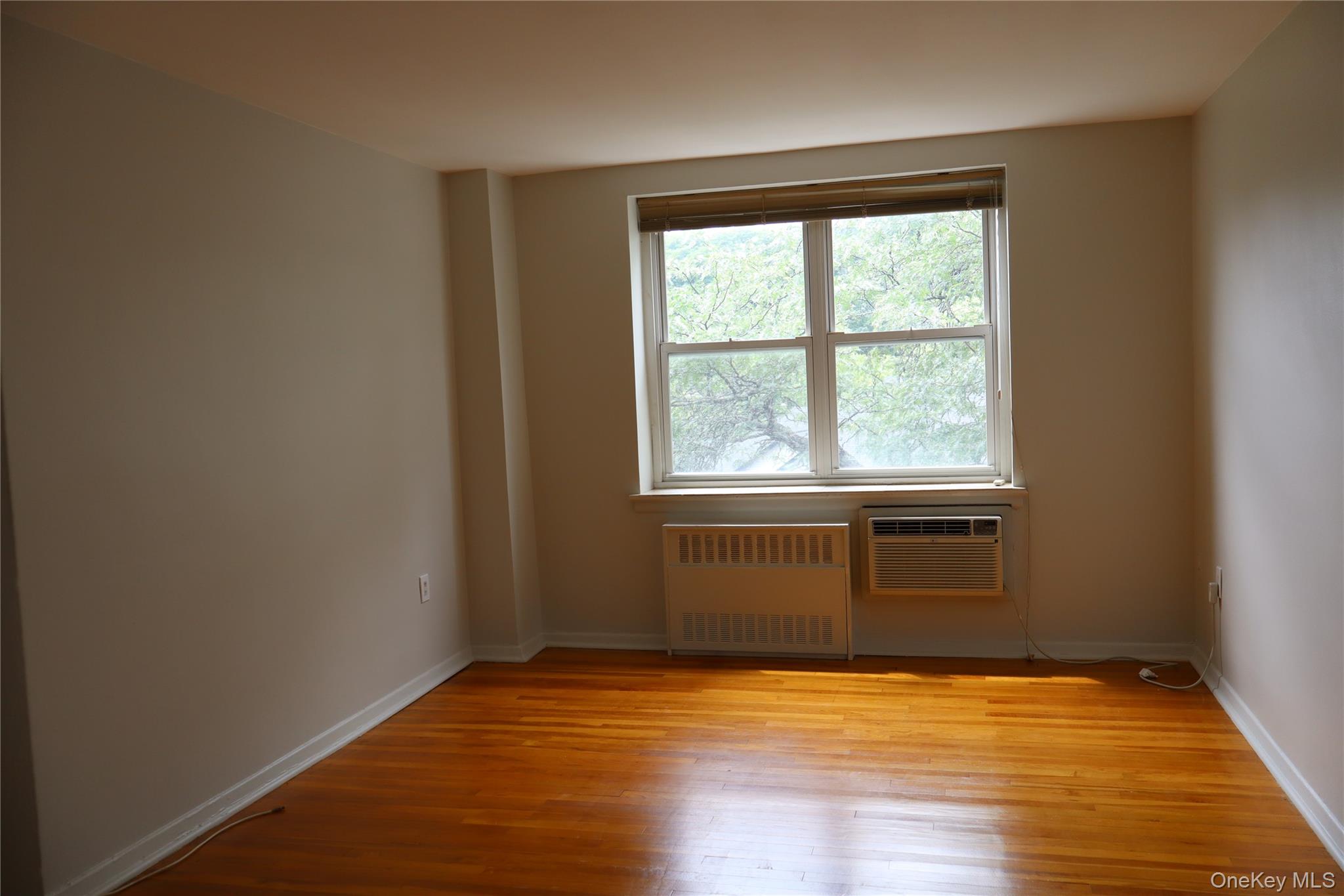 30 S Cole Avenue # 5H, Spring Valley, NY 10977