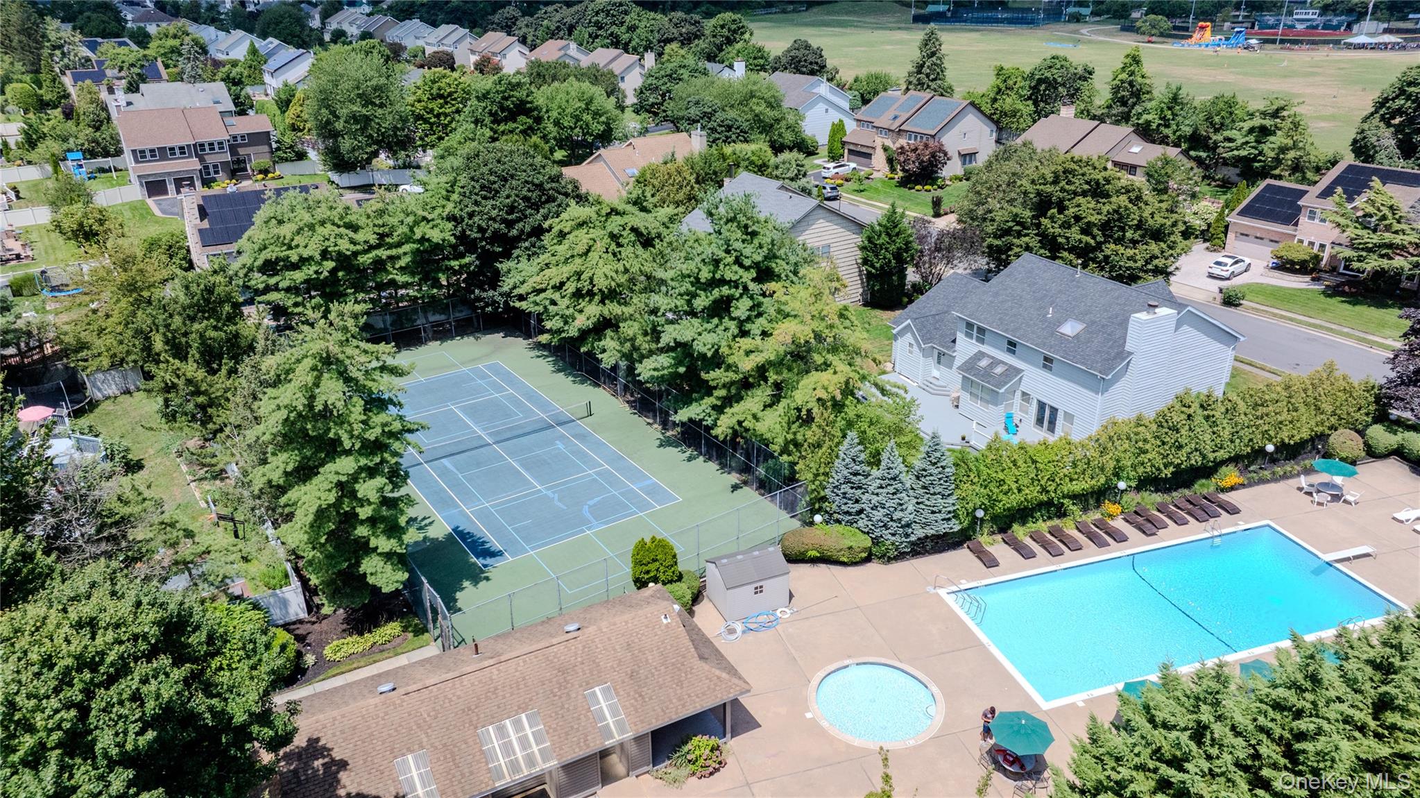 31 Daffodil Drive, Farmingdale, NY 11735