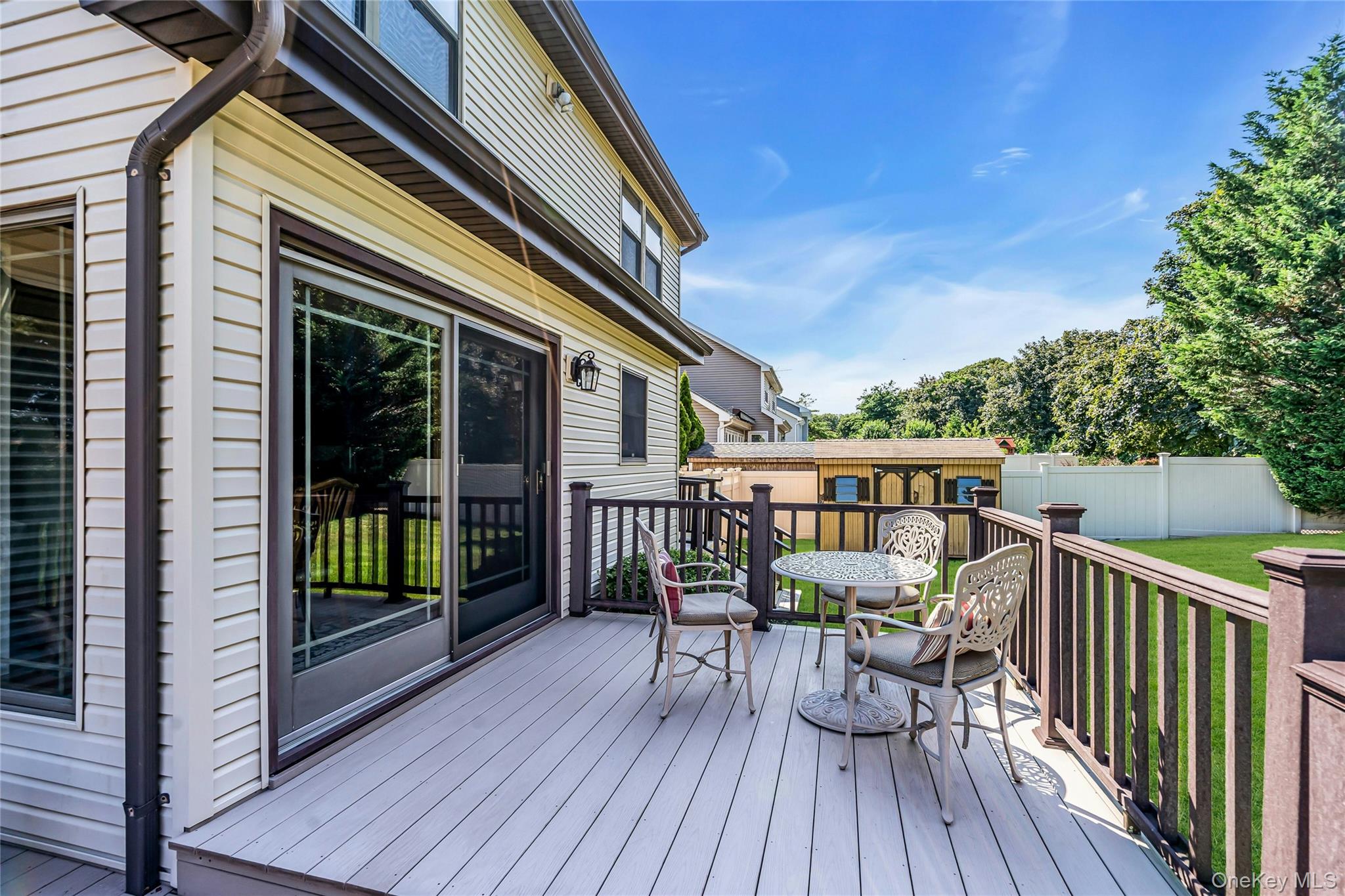 31 Daffodil Drive, Farmingdale, NY 11735