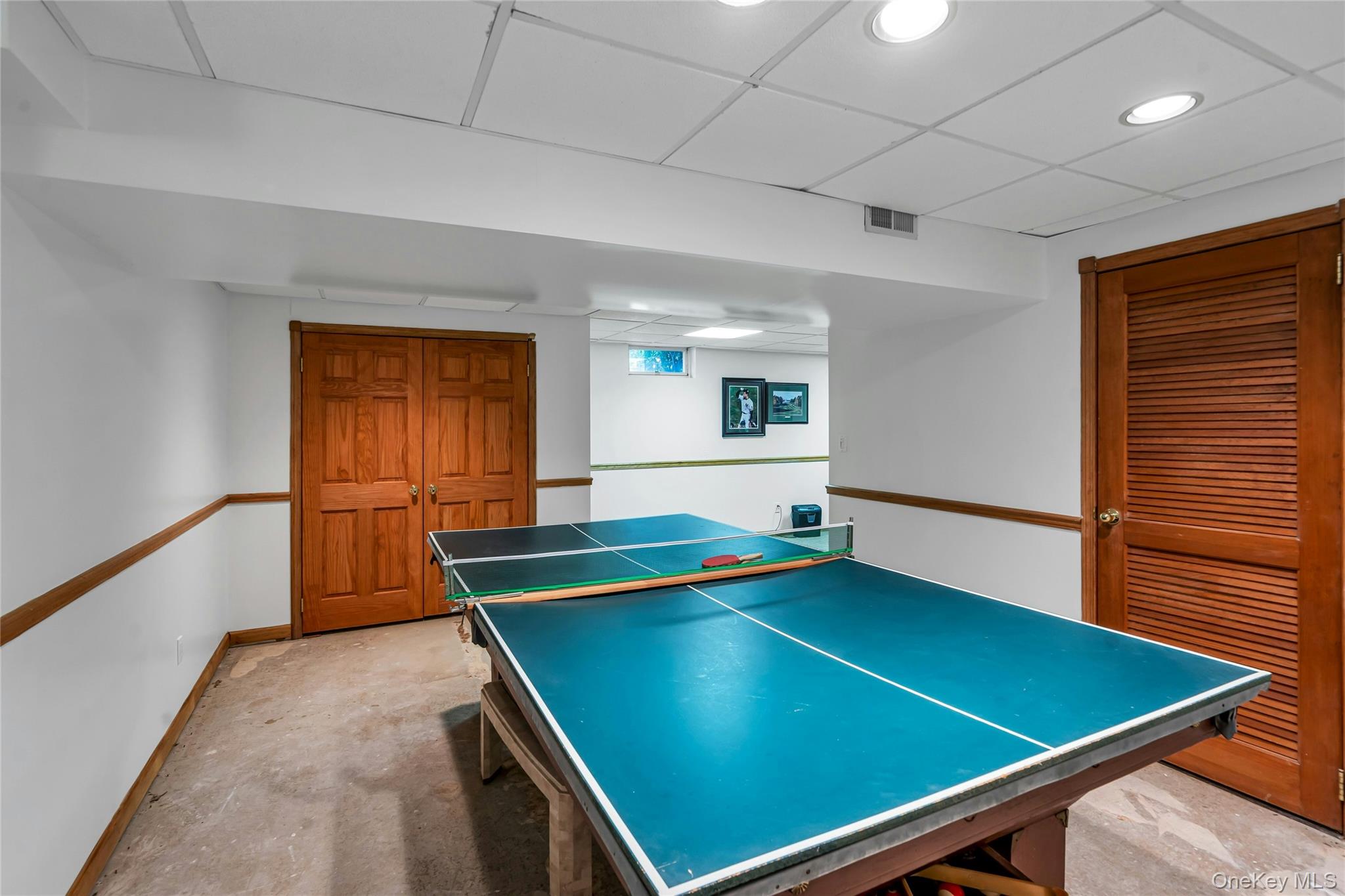 31 Daffodil Drive, Farmingdale, NY 11735