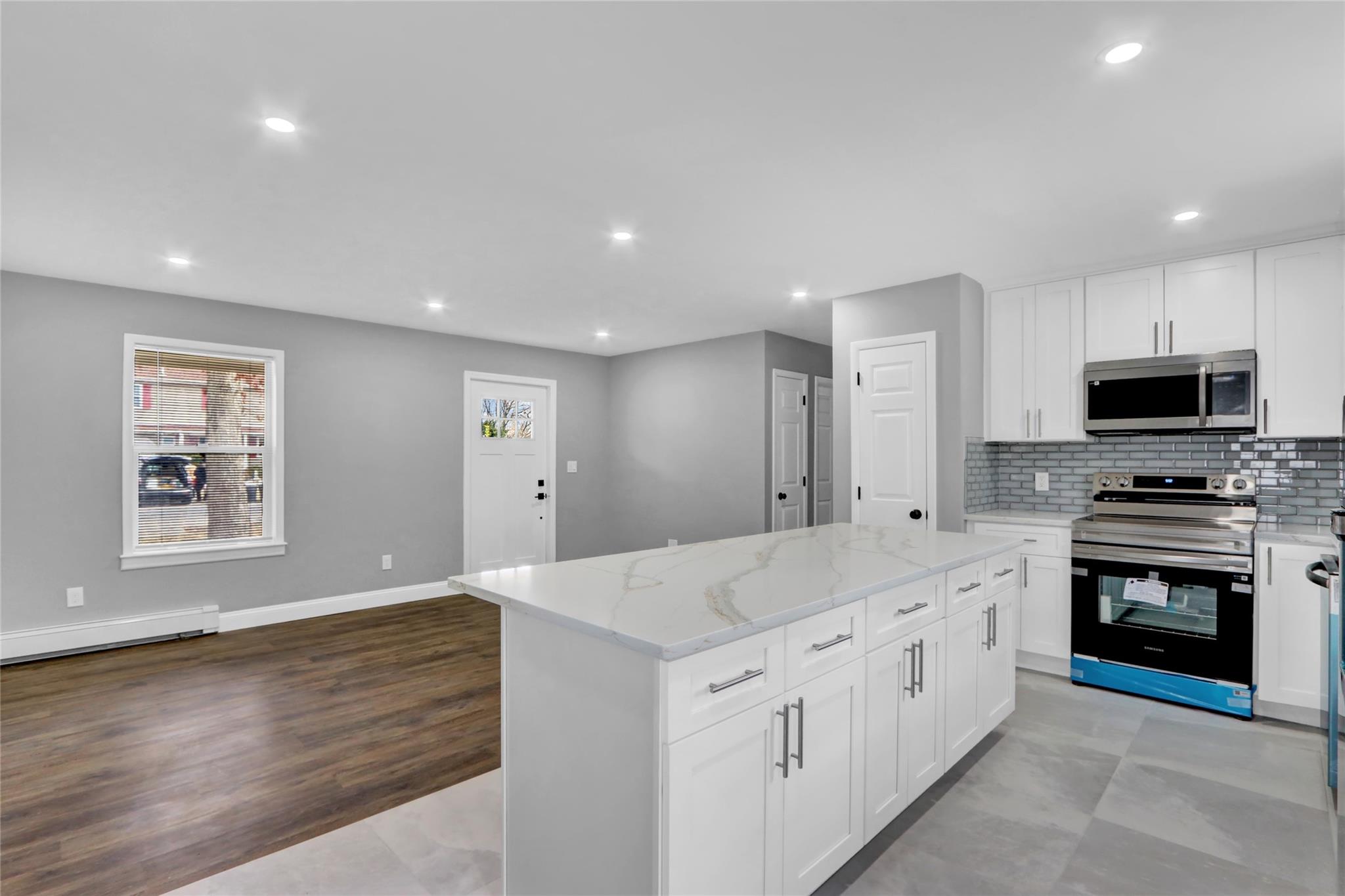 42 Leaf Avenue, Central Islip, NY 11722