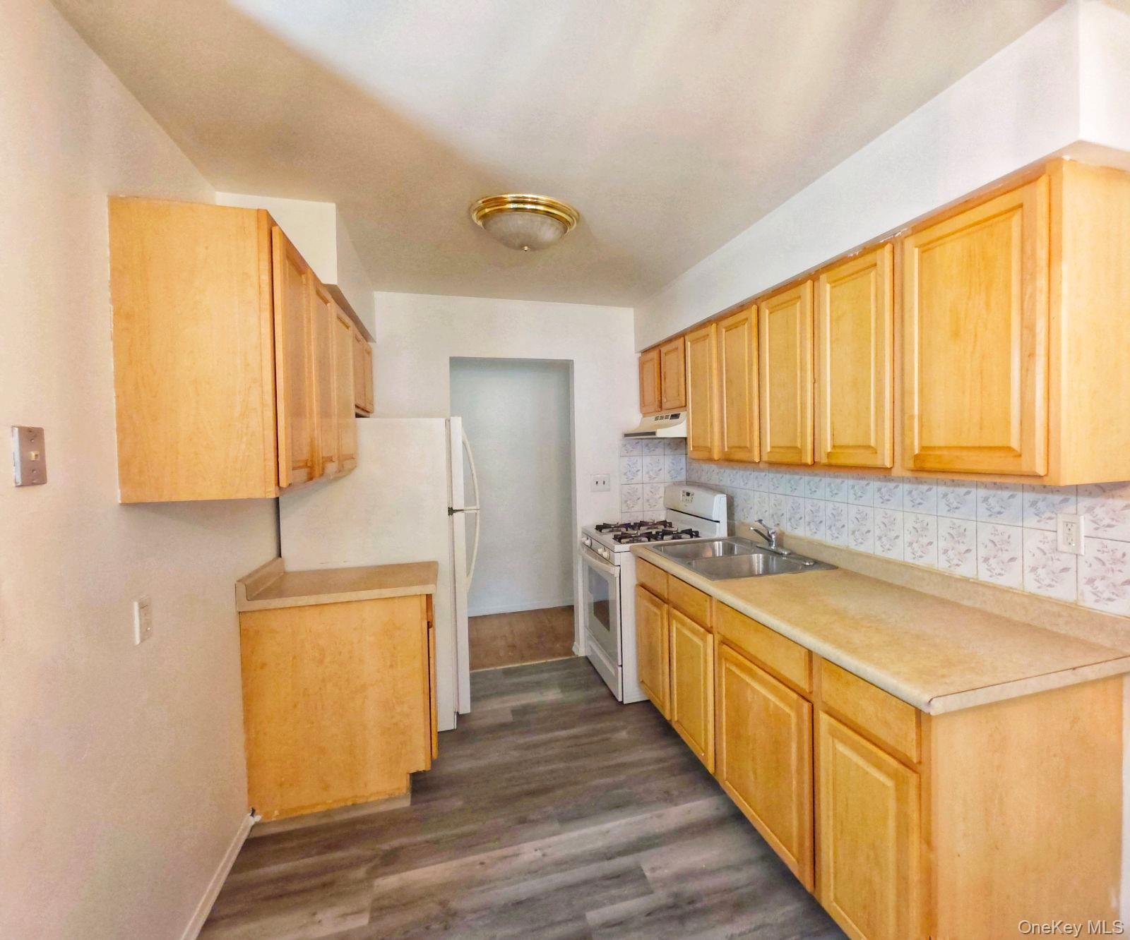 1 Colonial Road # 127, Beacon, NY 12508