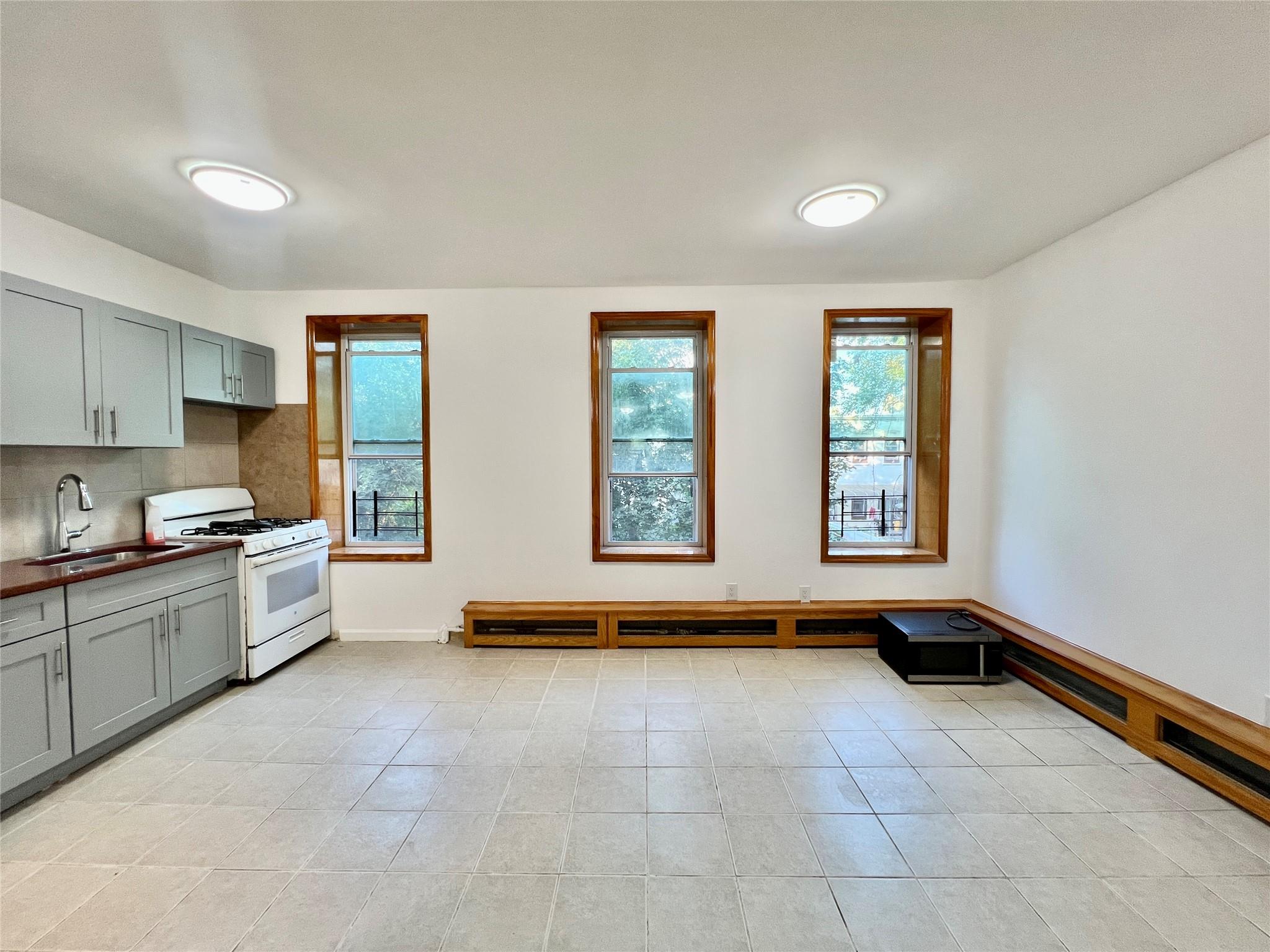 10615 Guy R Brewer Boulevard, Jamaica, NY 11433