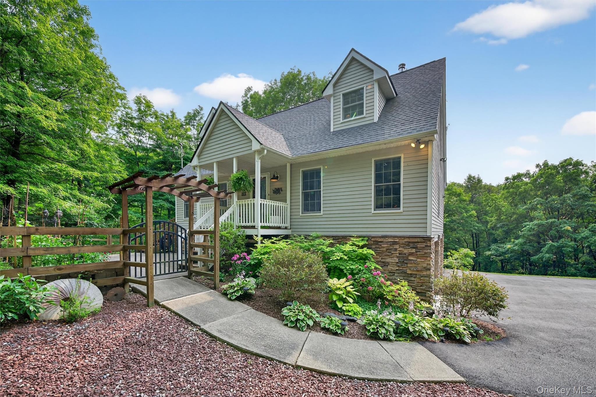 111 Felter Hill Road, Monroe, NY 10950